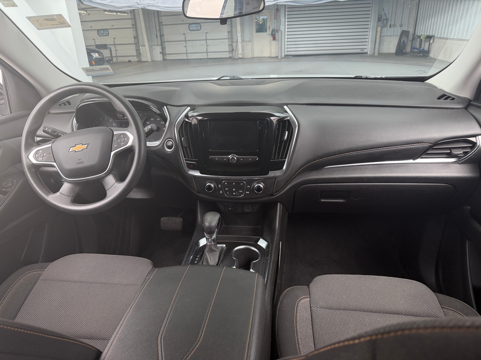 Thumbnail: 2021 Chevrolet Traverse - 3