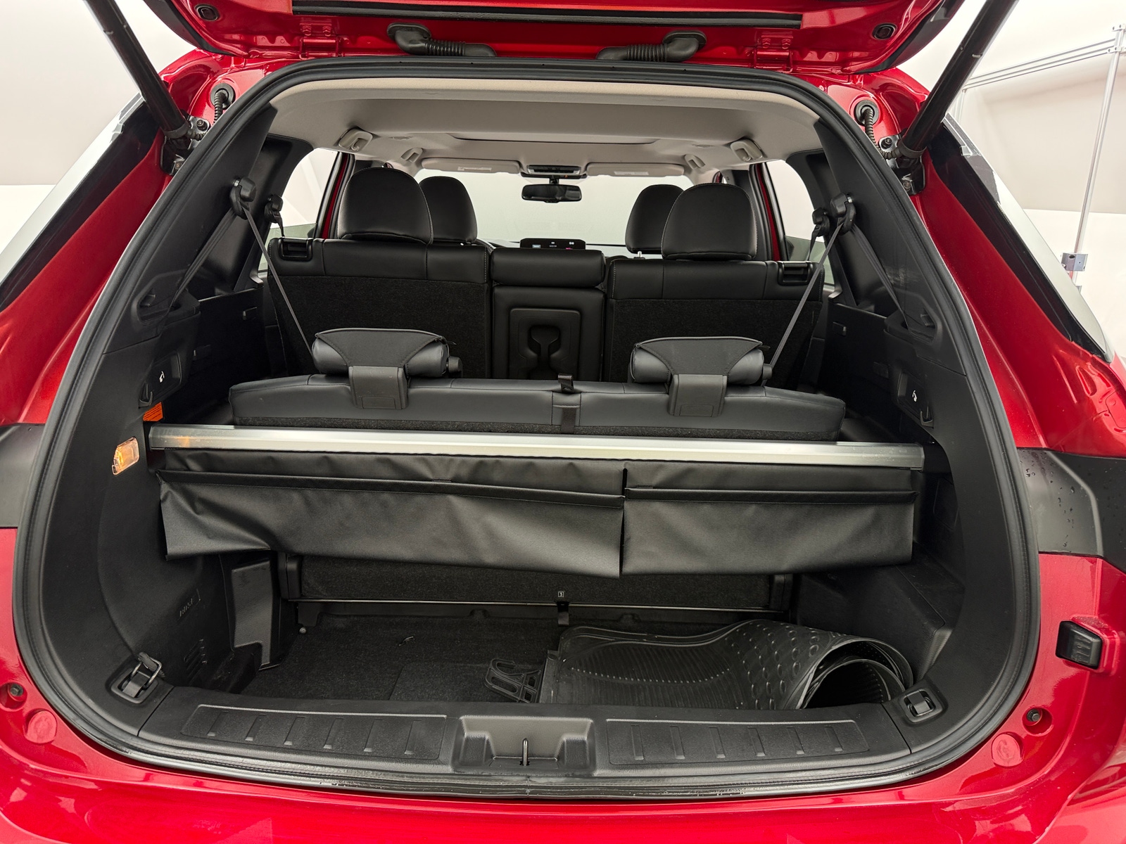 Thumbnail: 2025 Mitsubishi Outlander - 6