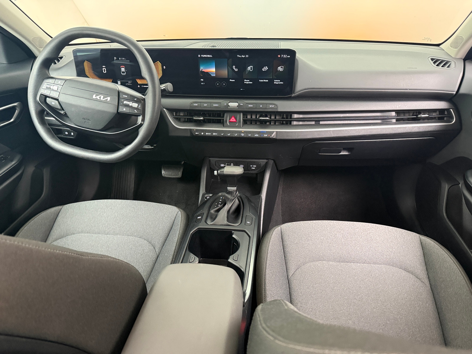 Thumbnail: 2025 Kia K4 - 3