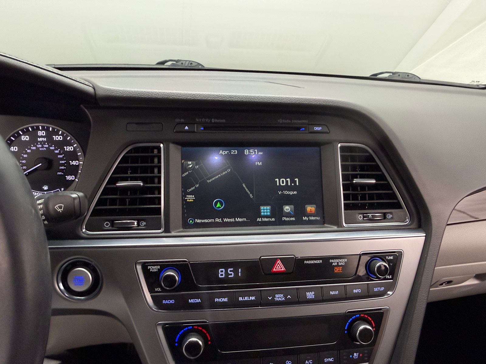 Thumbnail: 2016 Hyundai Sonata - 3