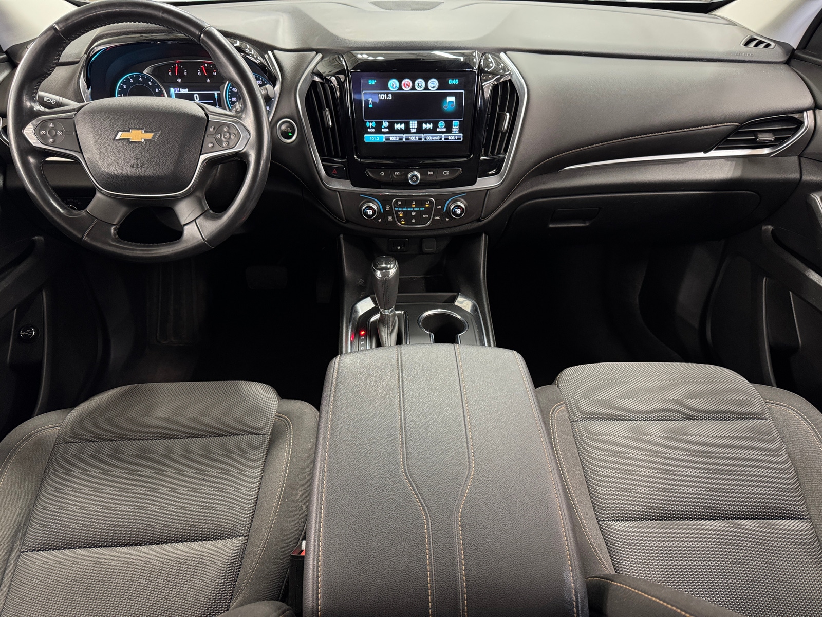 Thumbnail: 2018 Chevrolet Traverse - 3