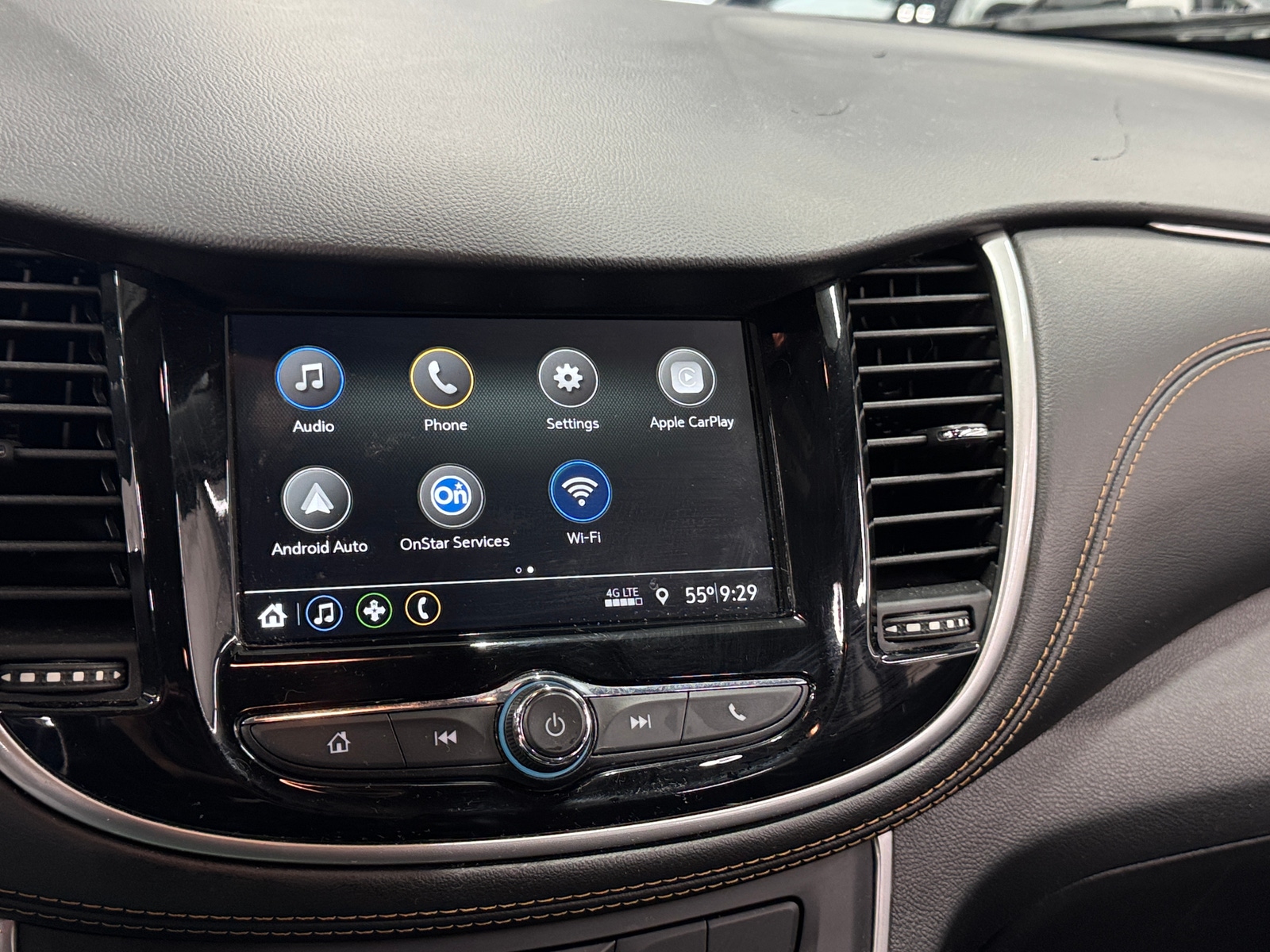 Thumbnail: 2019 Chevrolet Trax - 4