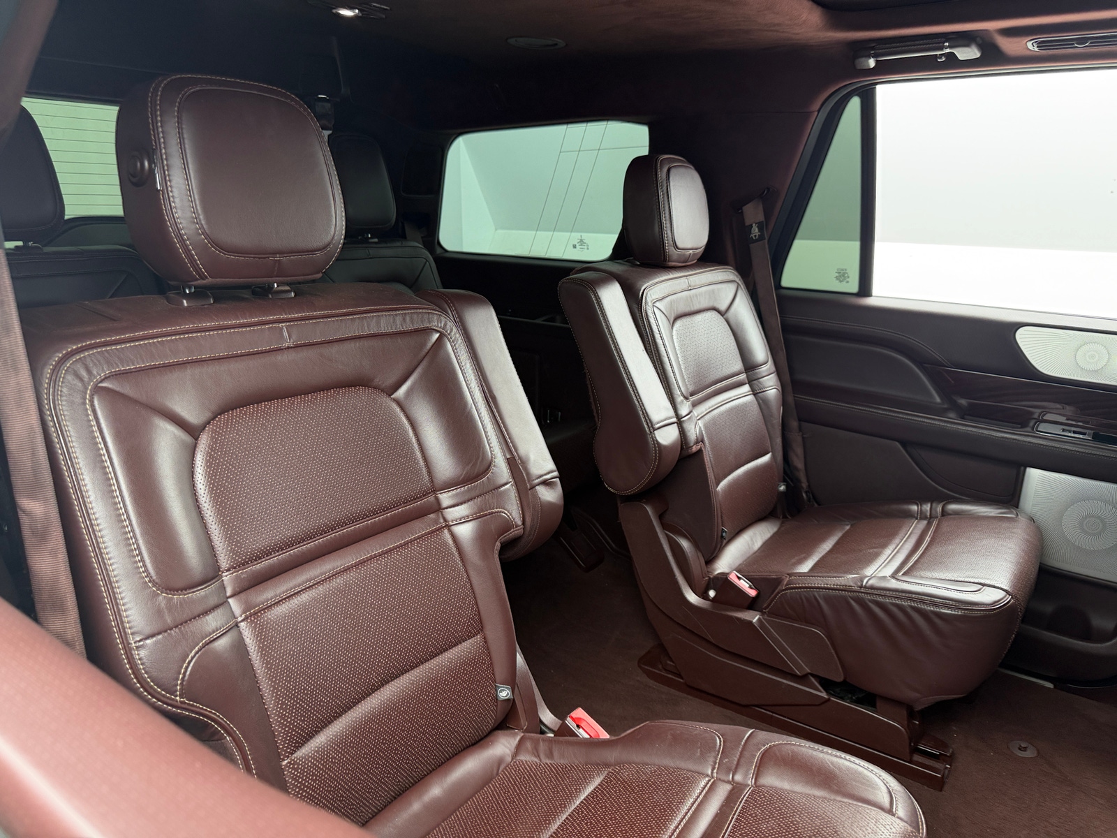 Thumbnail: 2020 Lincoln Navigator - 5
