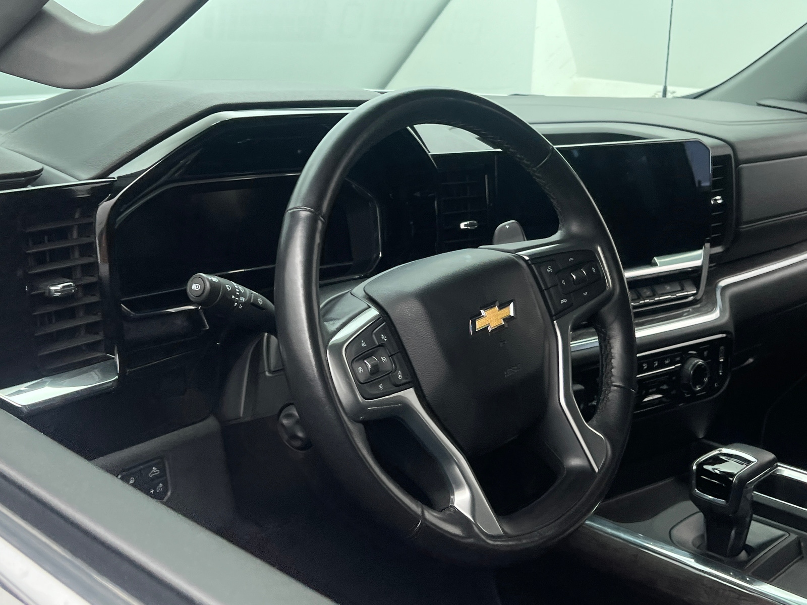 Thumbnail: 2023 Chevrolet Silverado 1500 - 4