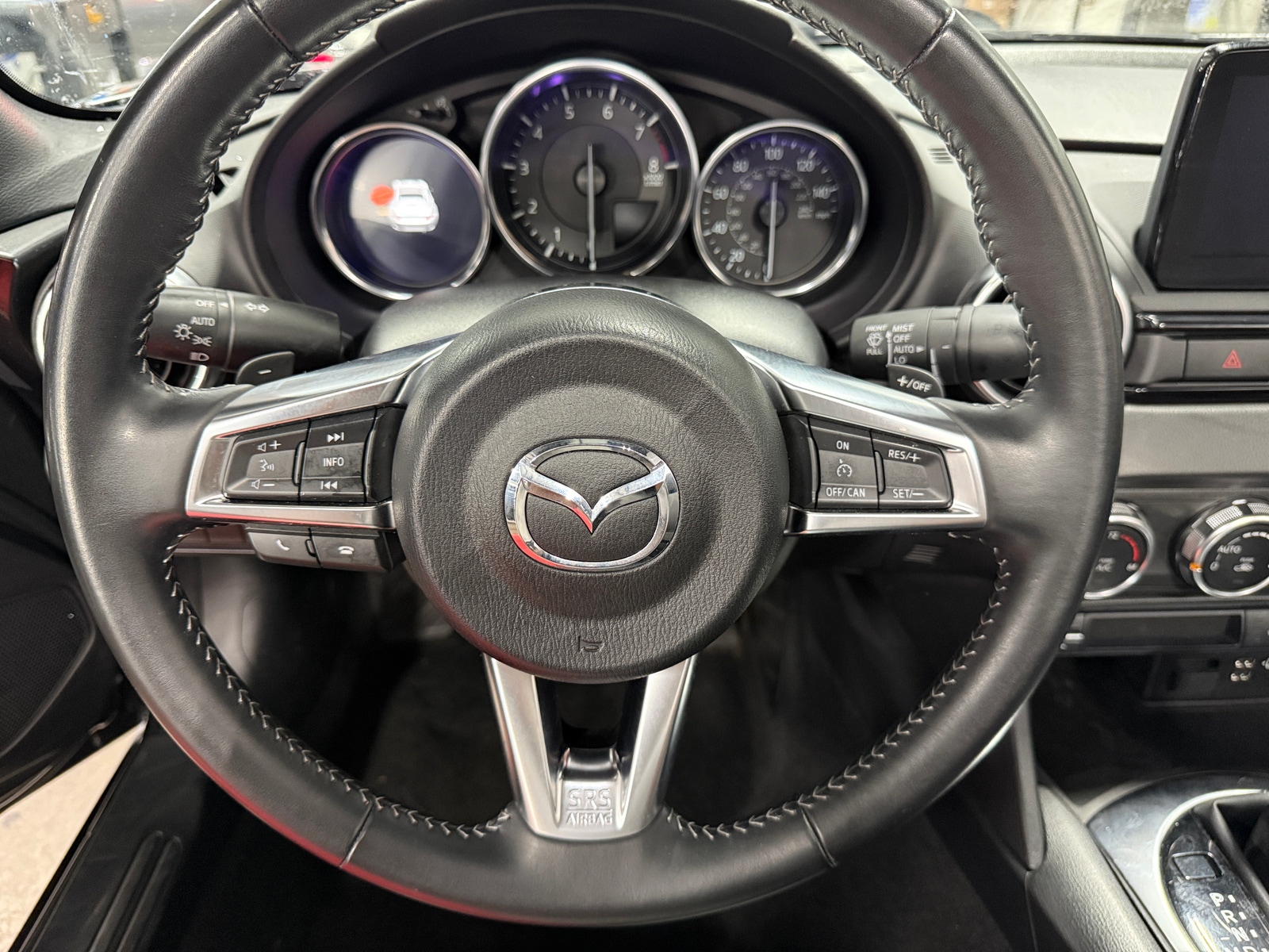 Thumbnail: 2021 Mazda MX-5 Miata - 4
