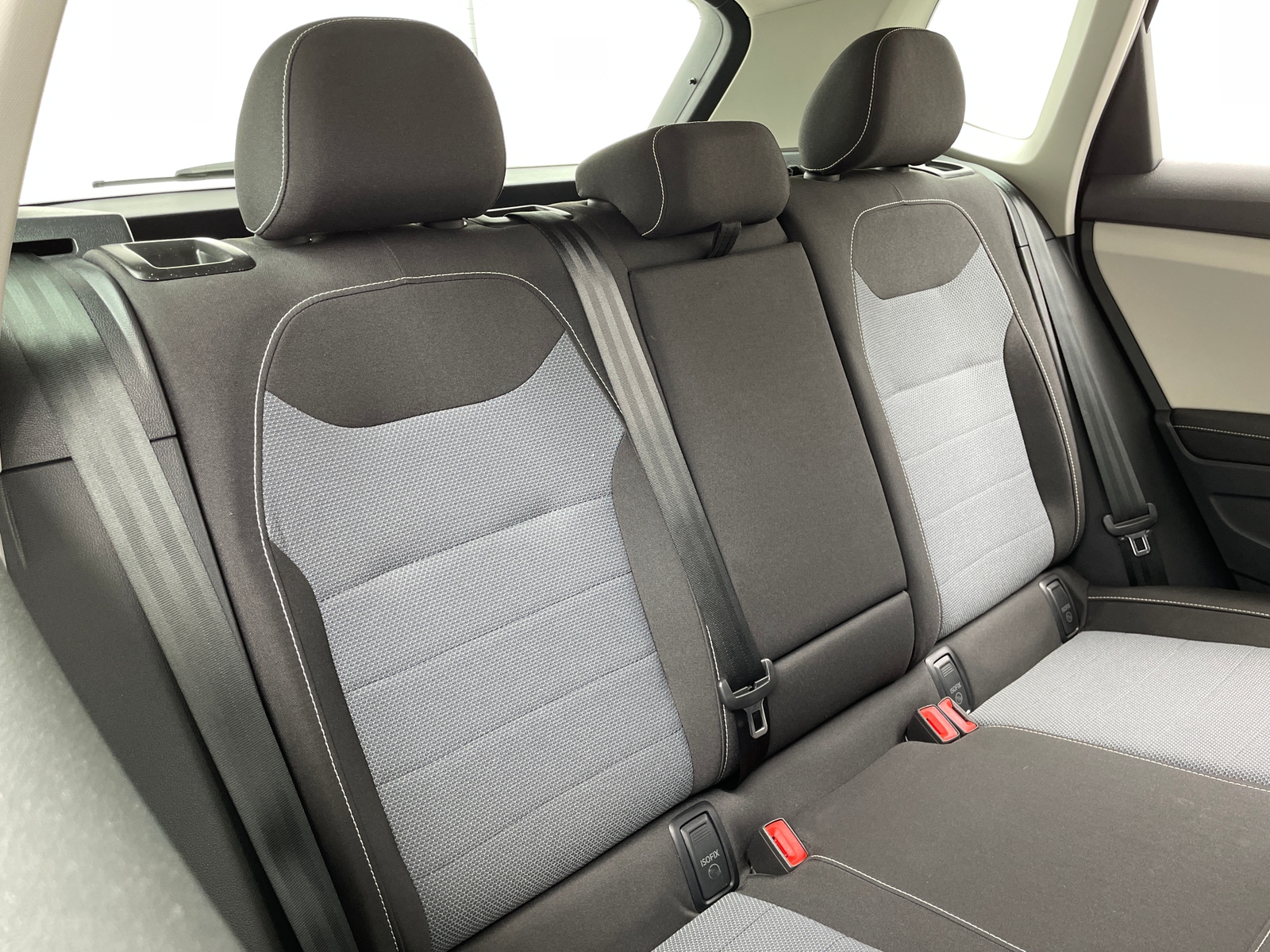 Thumbnail: 2025 Volkswagen Taos - 6