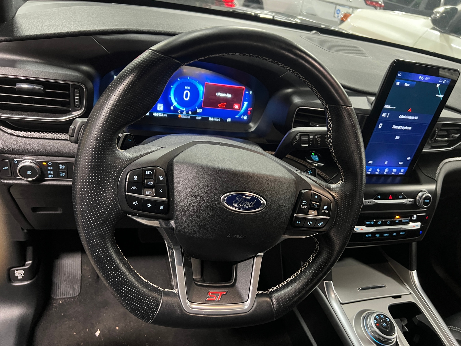 Thumbnail: 2020 Ford Explorer - 4