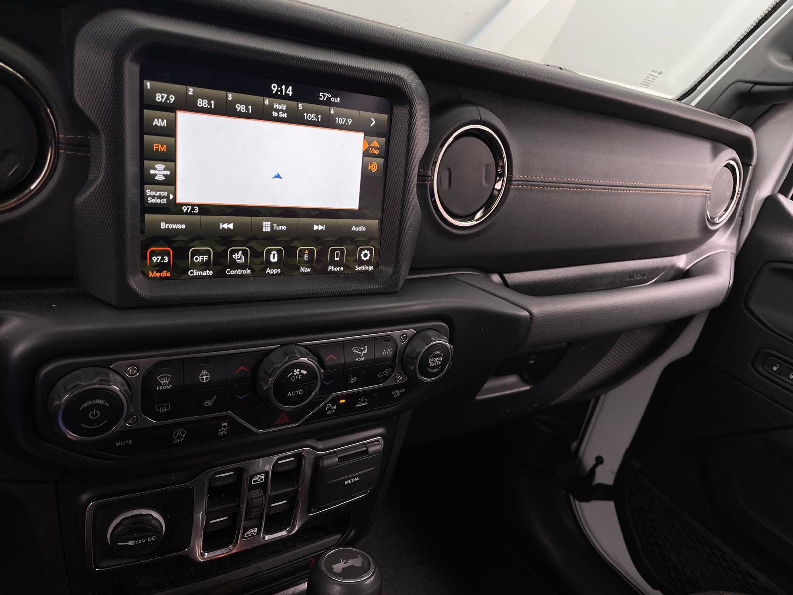 Thumbnail: 2022 Jeep Wrangler - 3