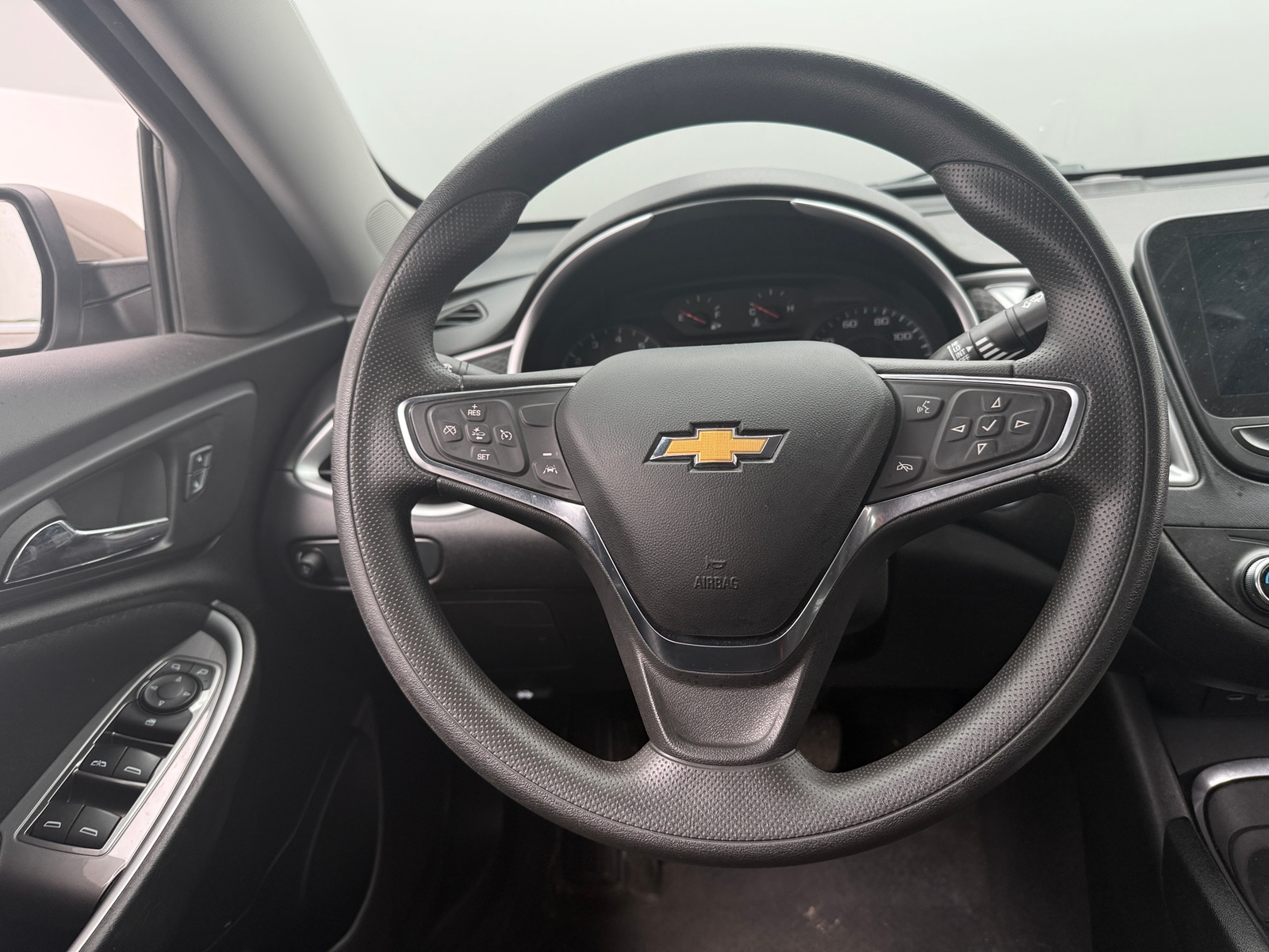 Thumbnail: 2024 Chevrolet Malibu - 5