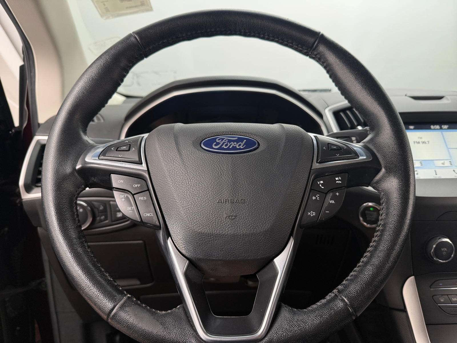 Thumbnail: 2019 Ford Edge - 4