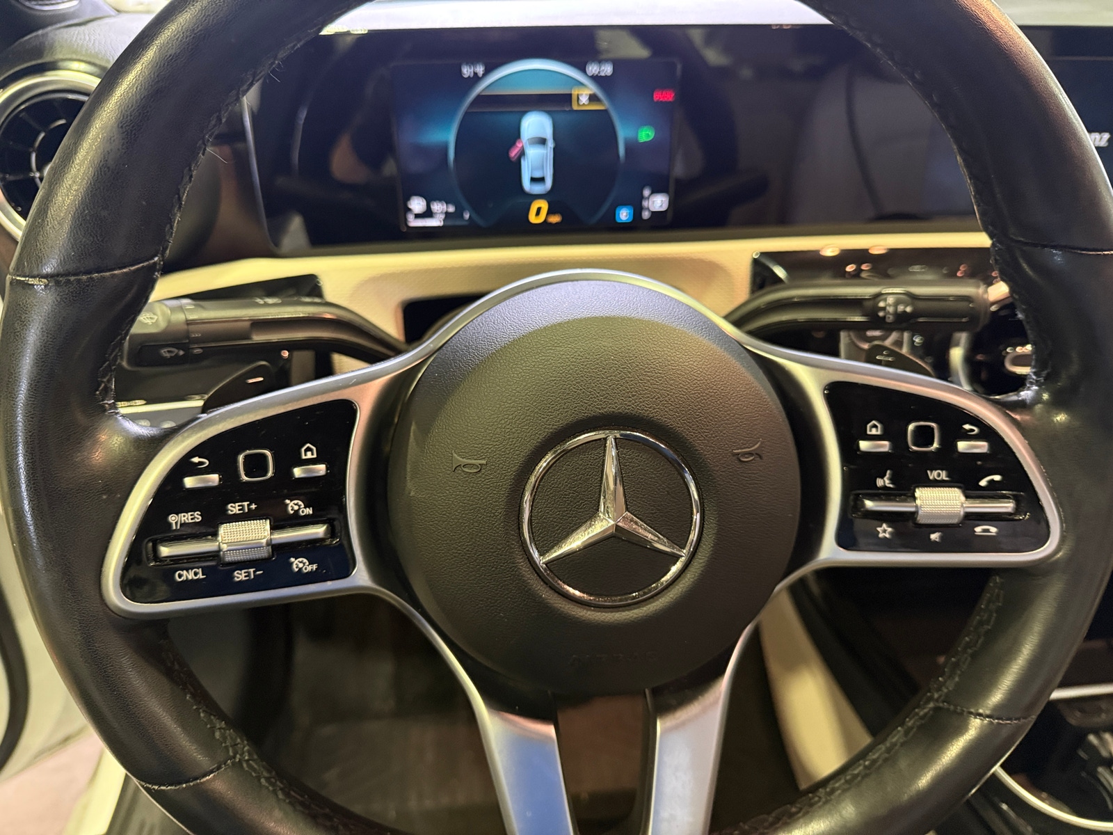 Thumbnail: 2019 Mercedes-Benz A-Class - 4