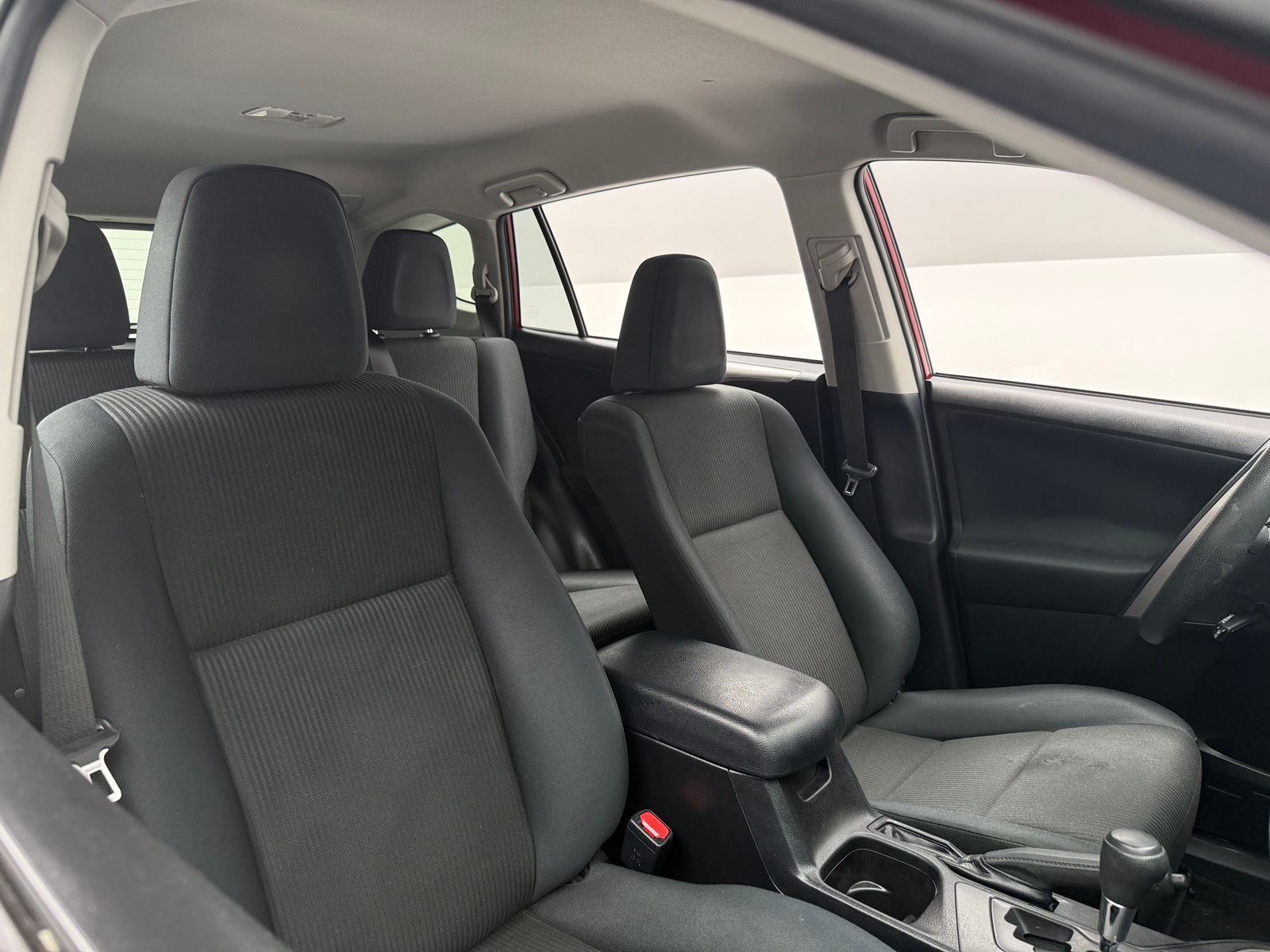 Thumbnail: 2018 Toyota RAV4 - 2