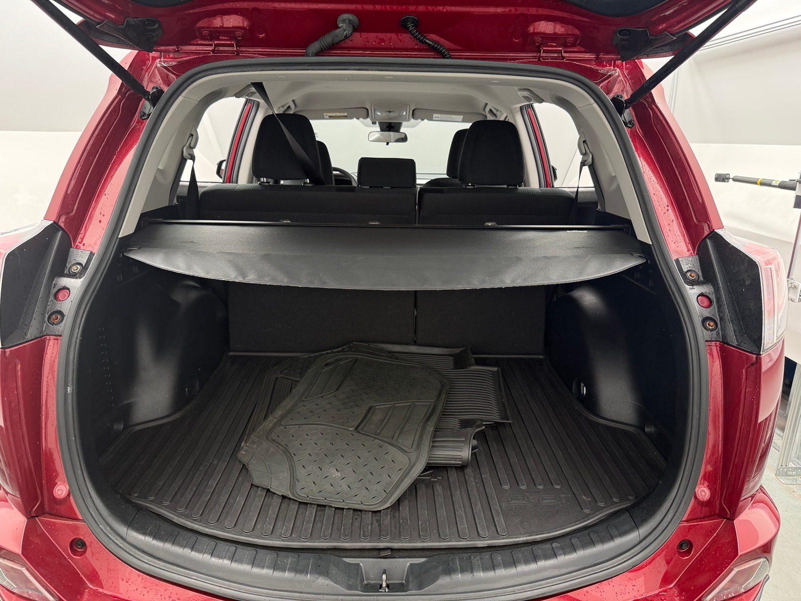 Thumbnail: 2018 Toyota RAV4 - 7