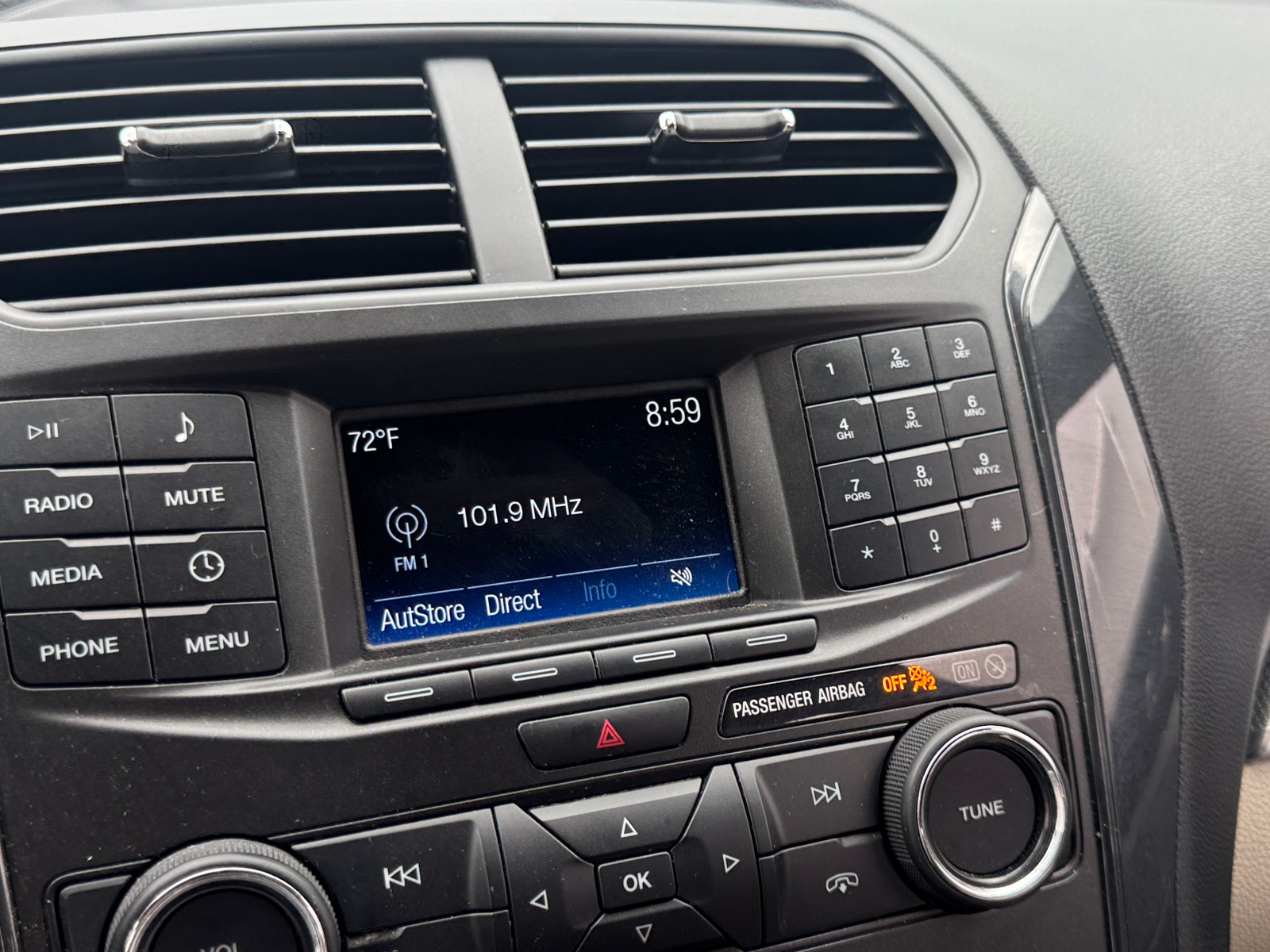 Thumbnail: 2018 Ford Explorer - 4