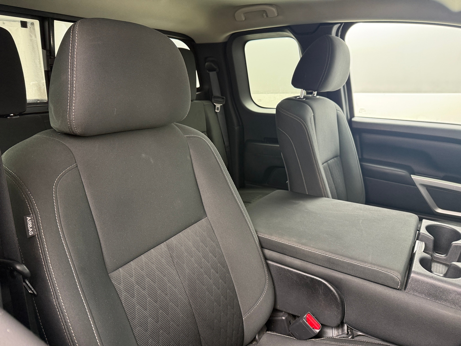 Thumbnail: 2019 Nissan Titan - 2