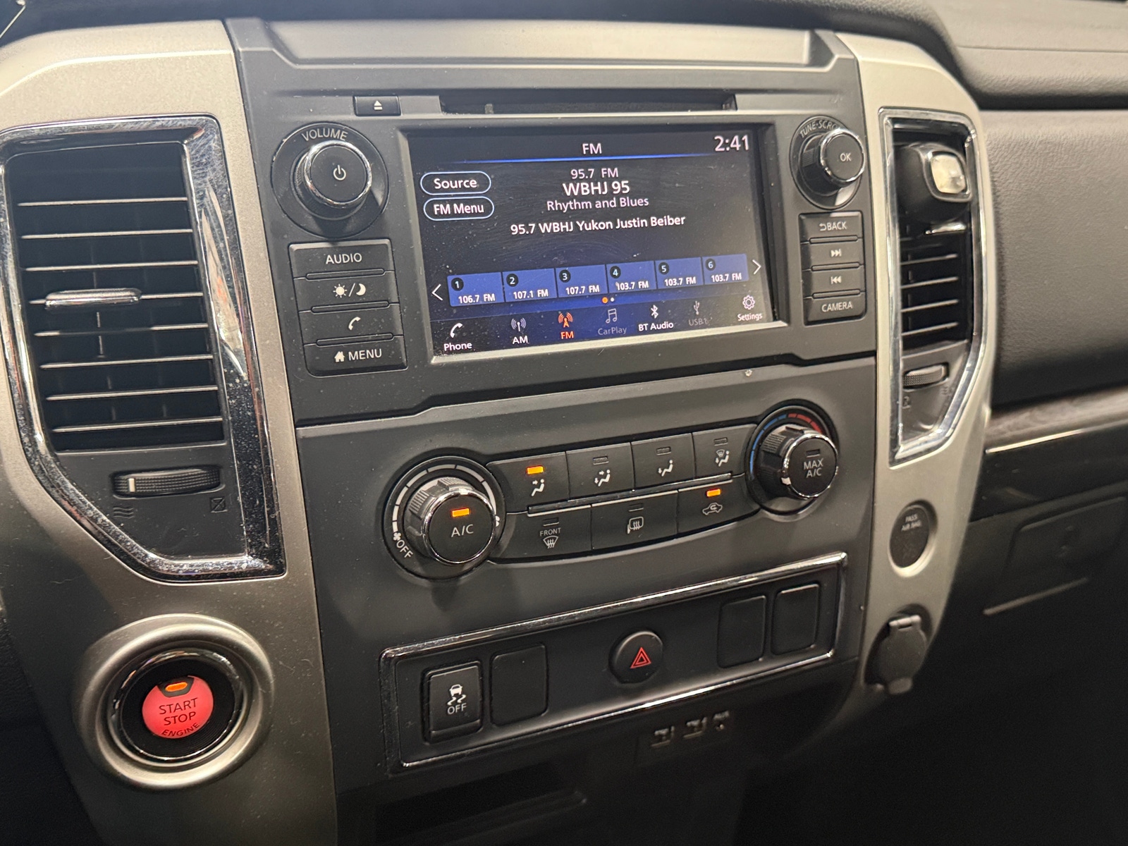 Thumbnail: 2019 Nissan Titan - 4