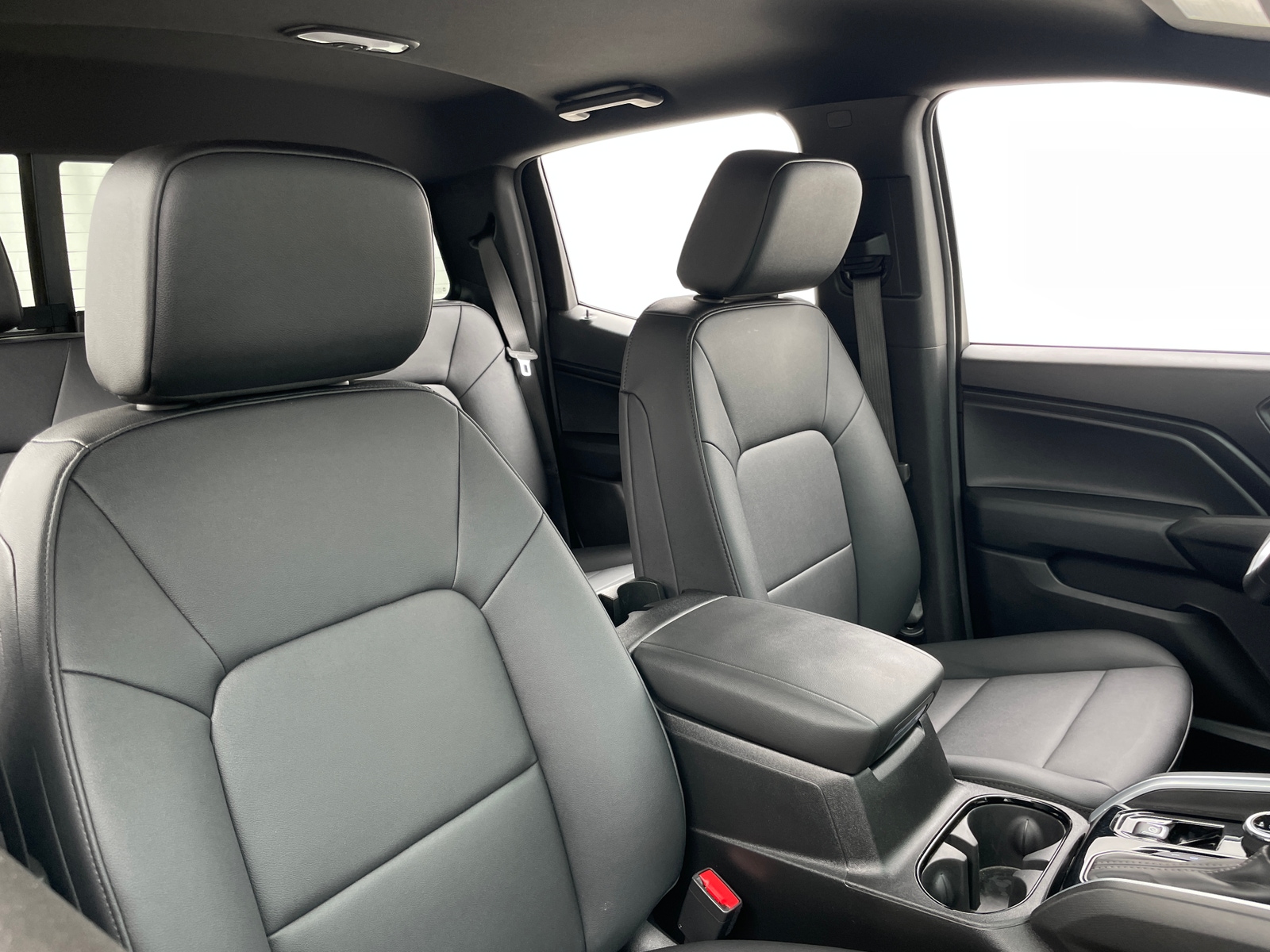 Thumbnail: 2026 Chevrolet Colorado - 2