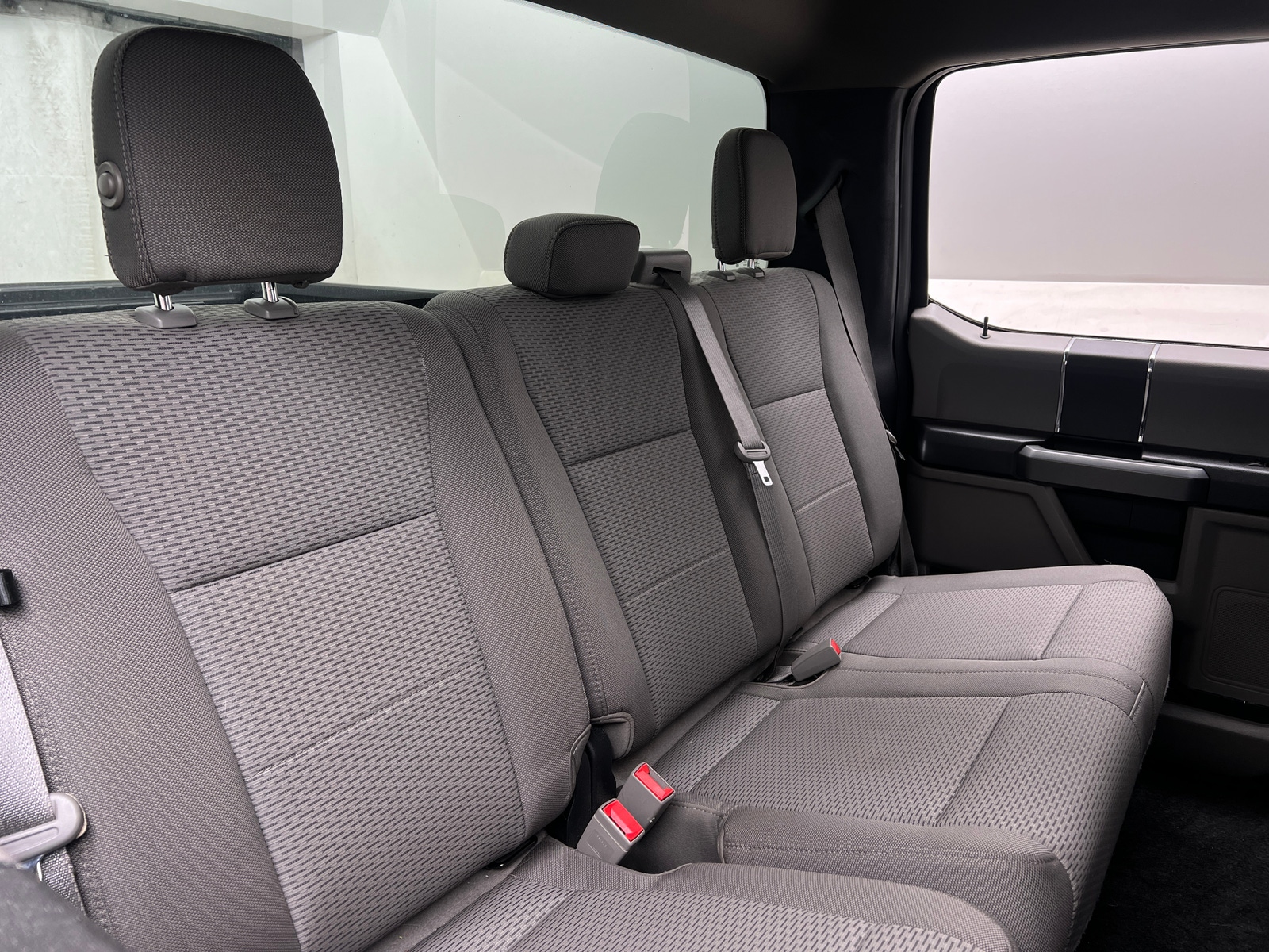 Thumbnail: 2018 Ford Econoline - 6