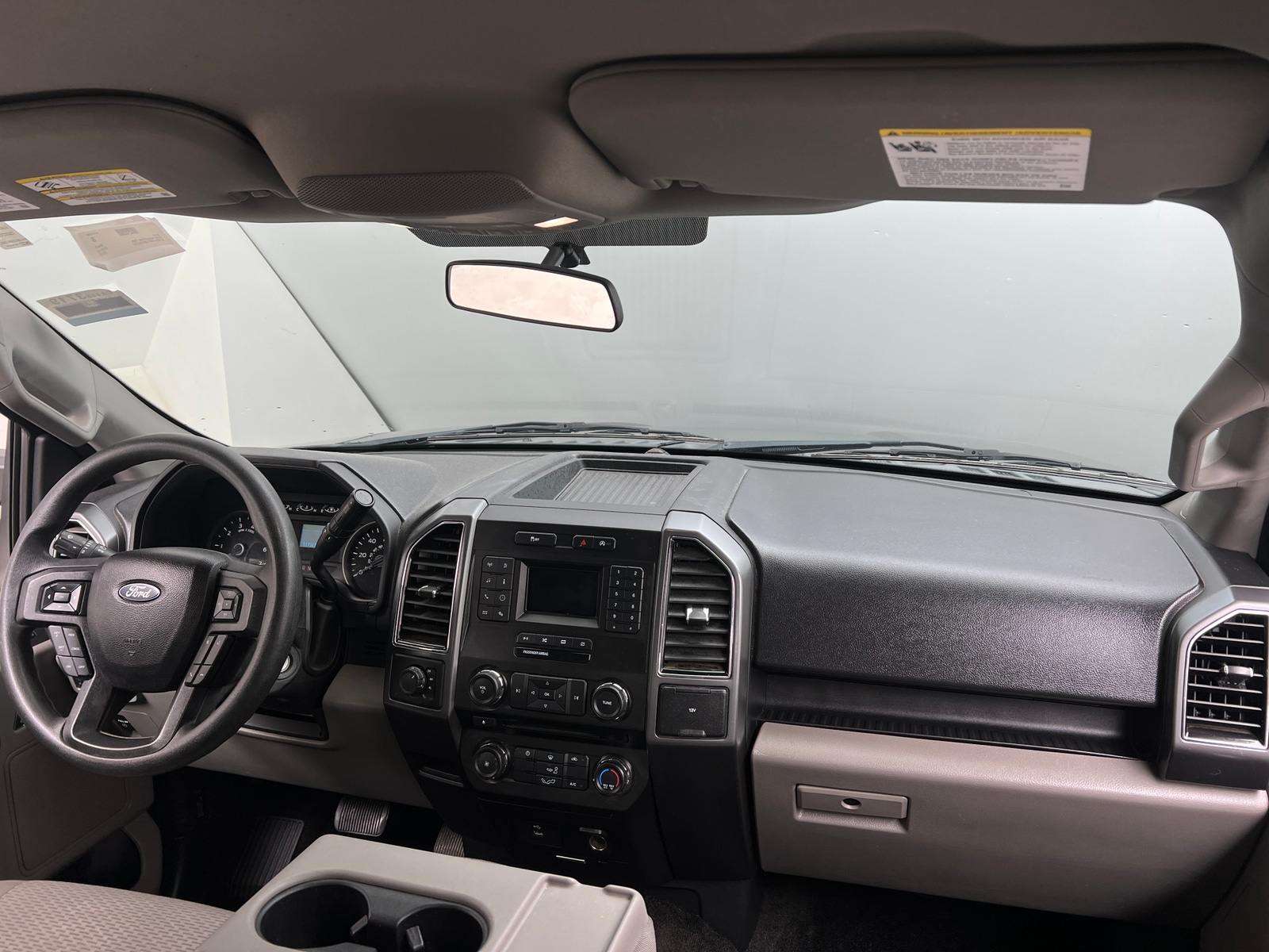 Thumbnail: 2018 Ford Econoline - 3