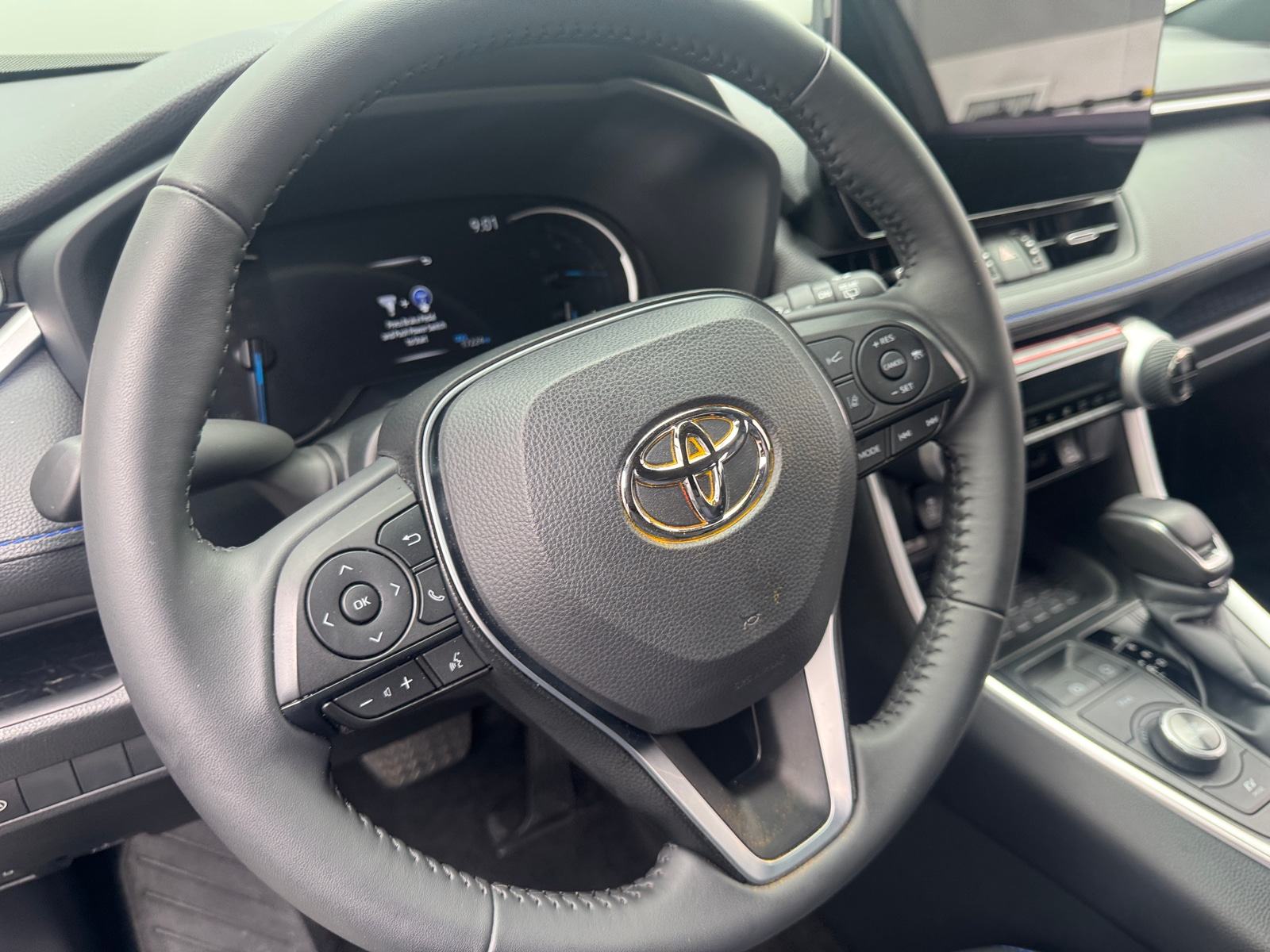 Thumbnail: 2025 Toyota RAV4 - 4