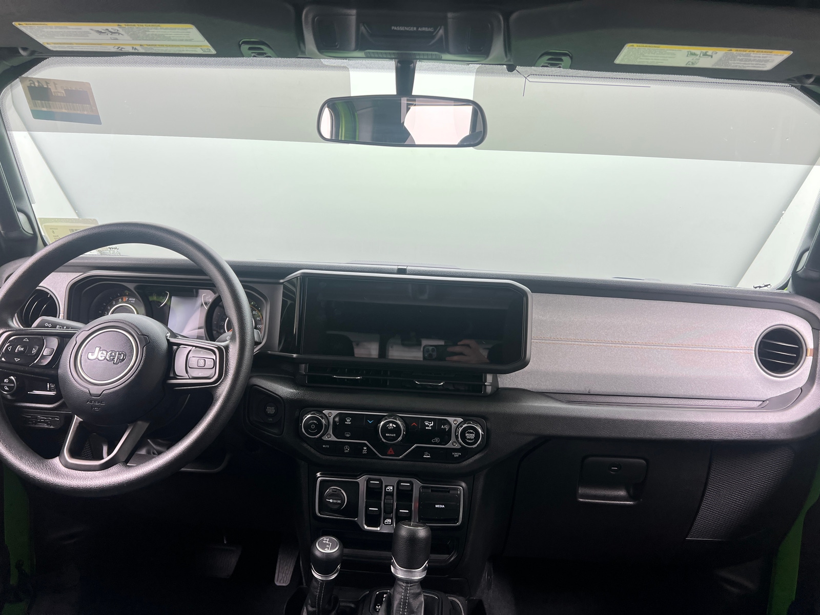 Thumbnail: 2025 Jeep Gladiator - 3