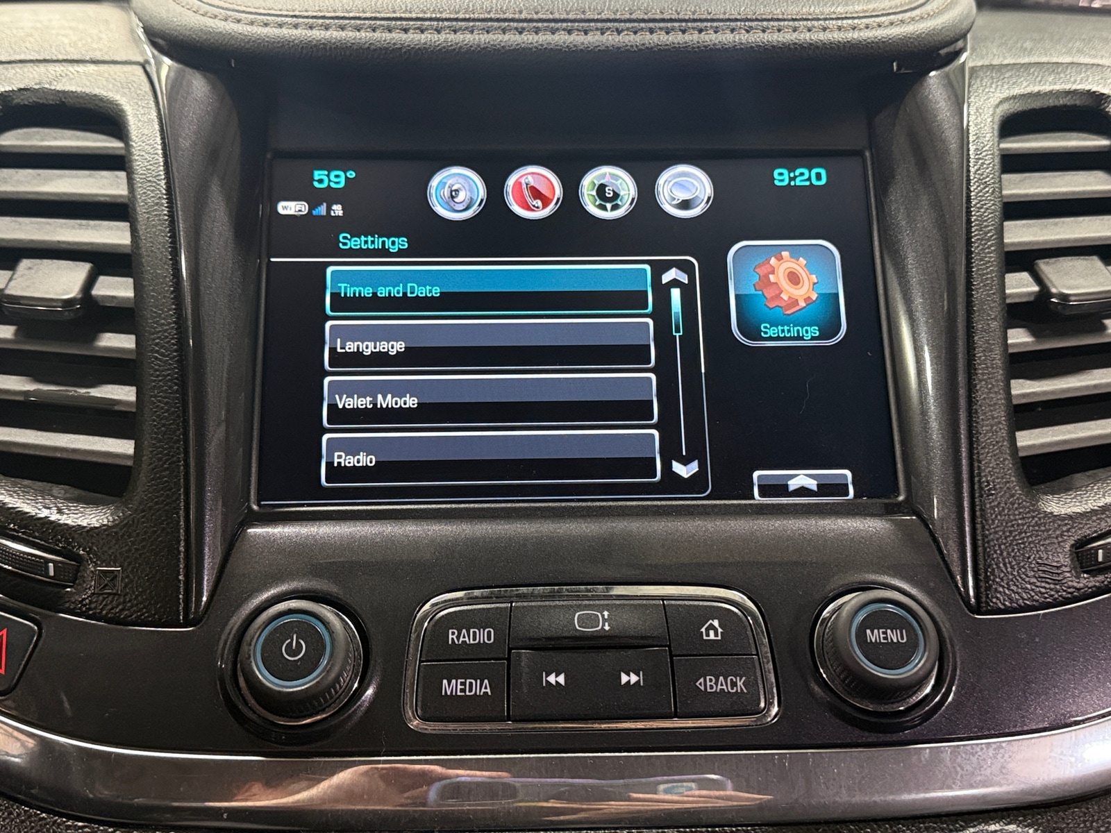 Thumbnail: 2017 Chevrolet Impala - 3