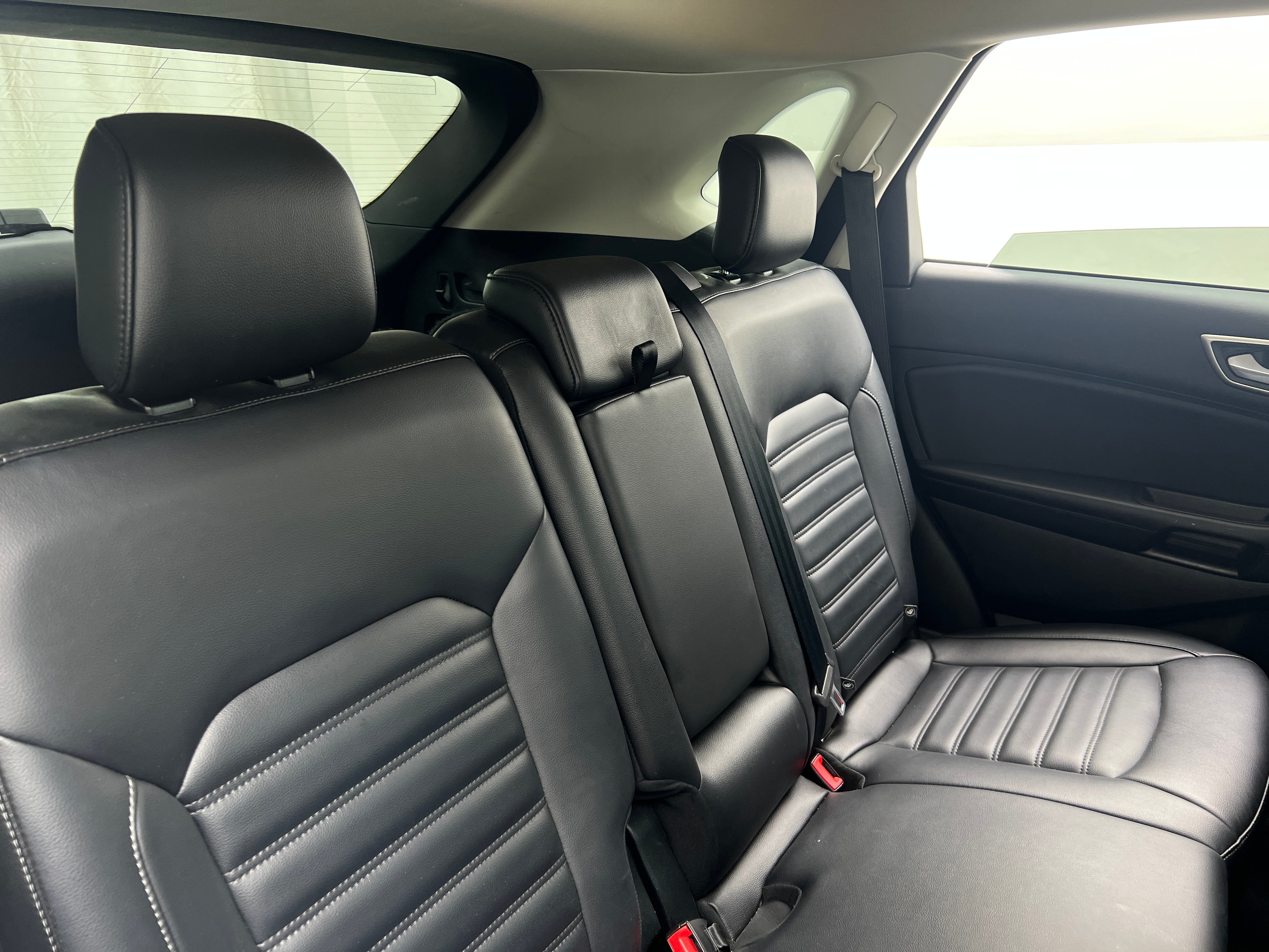 2022 Ford Edge SEL - Photo 4