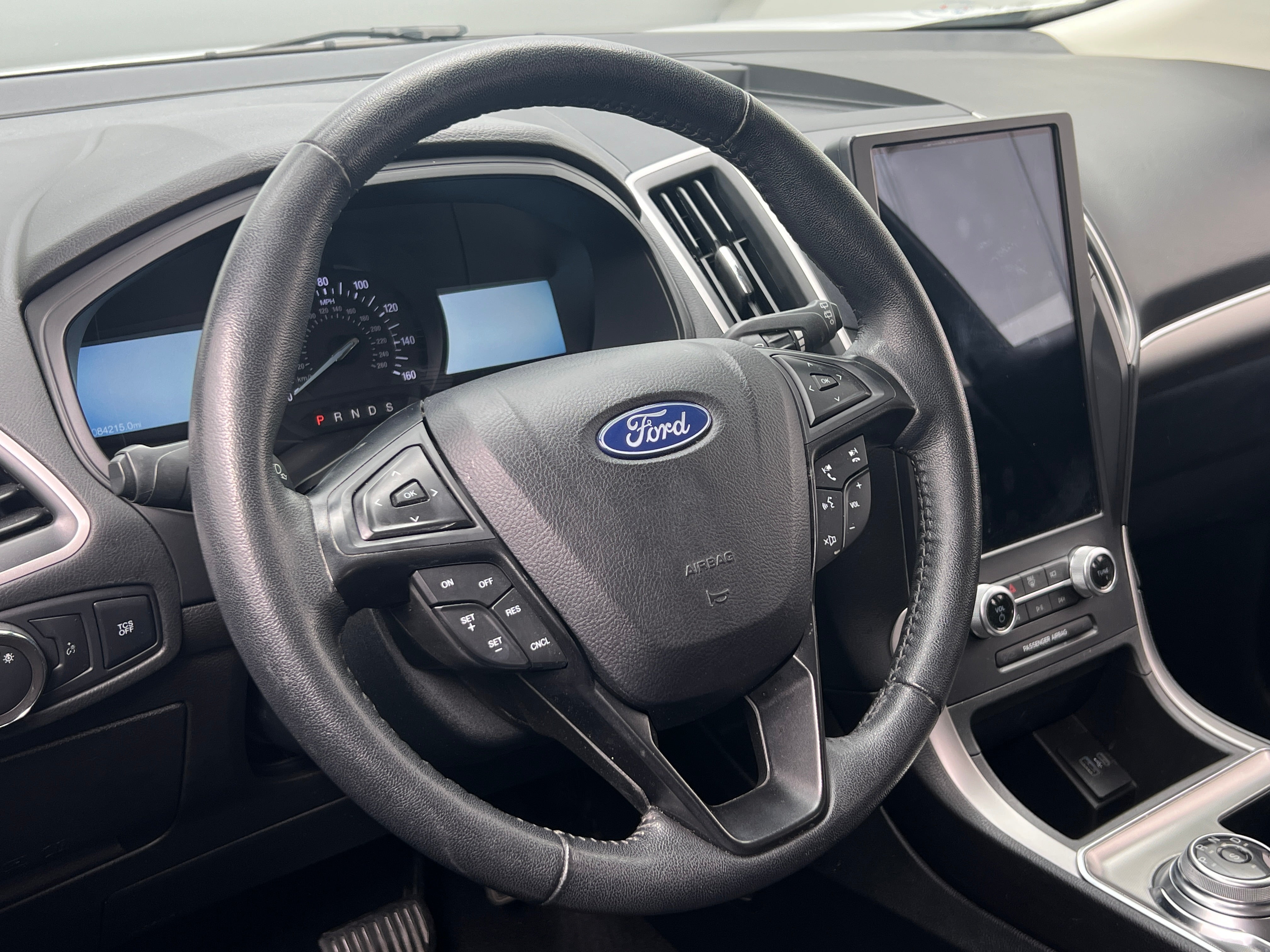 2022 Ford Edge SEL - Photo 8
