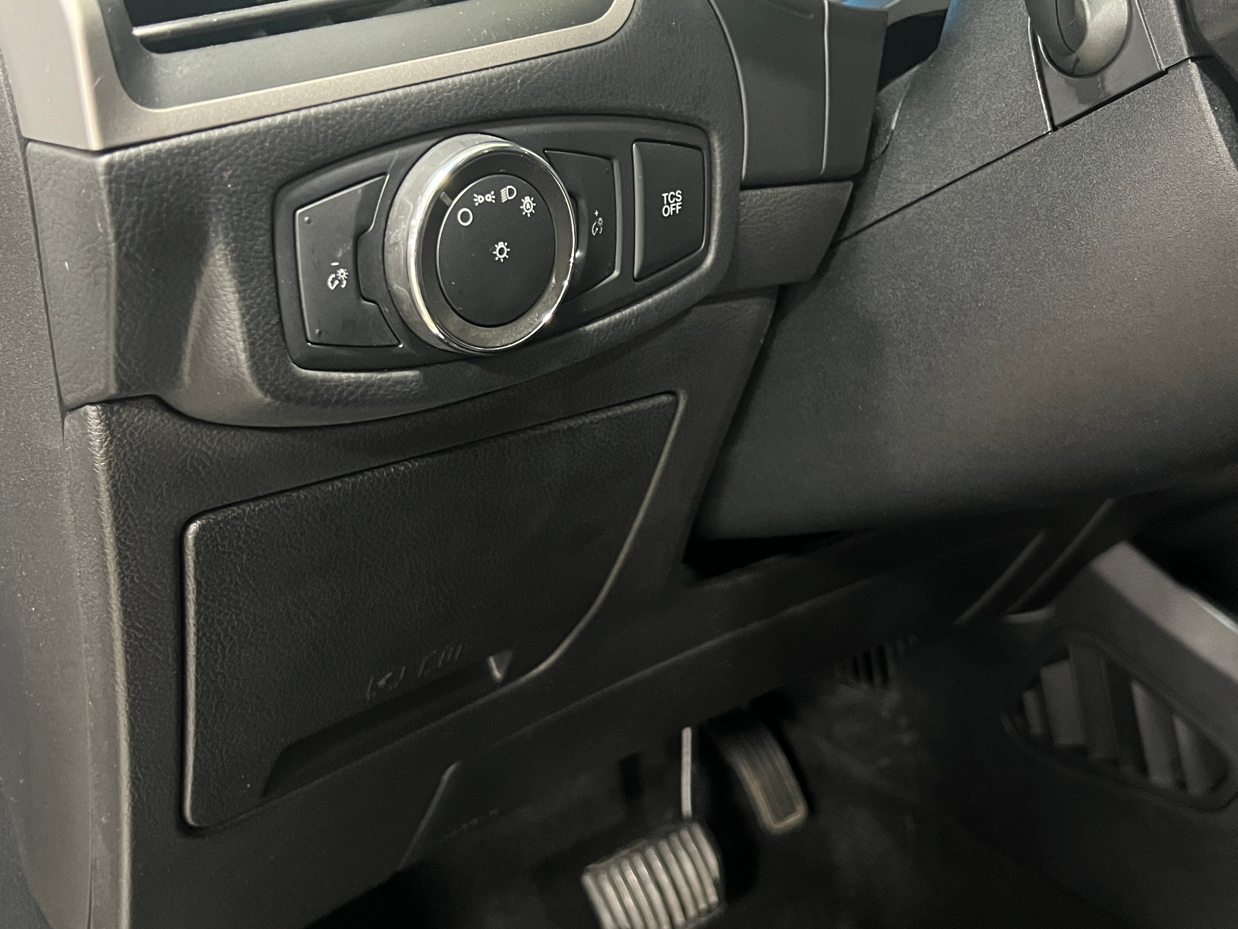 2022 Ford Edge SEL - Photo 3