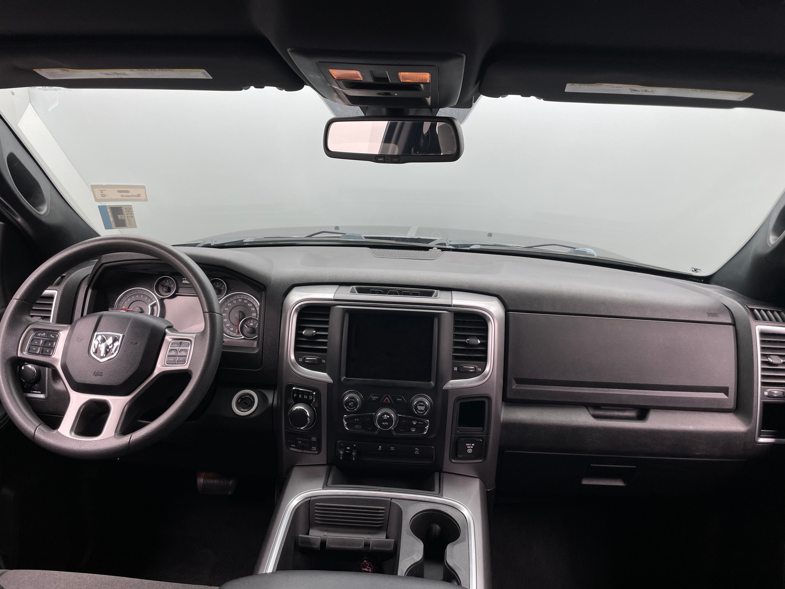 Thumbnail: 2021 RAM 1500 Classic - 3