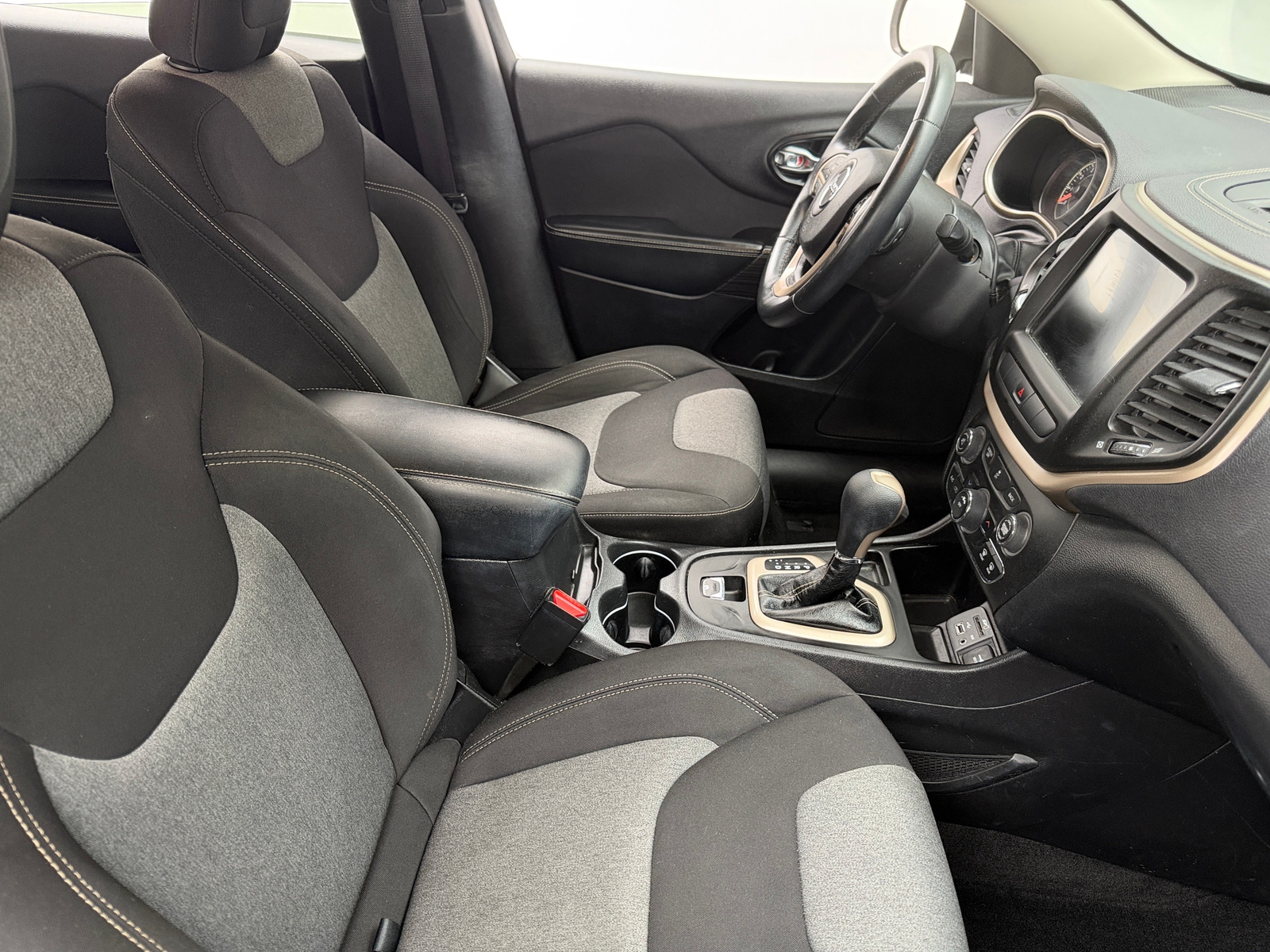 Thumbnail: 2014 Jeep Cherokee - 2