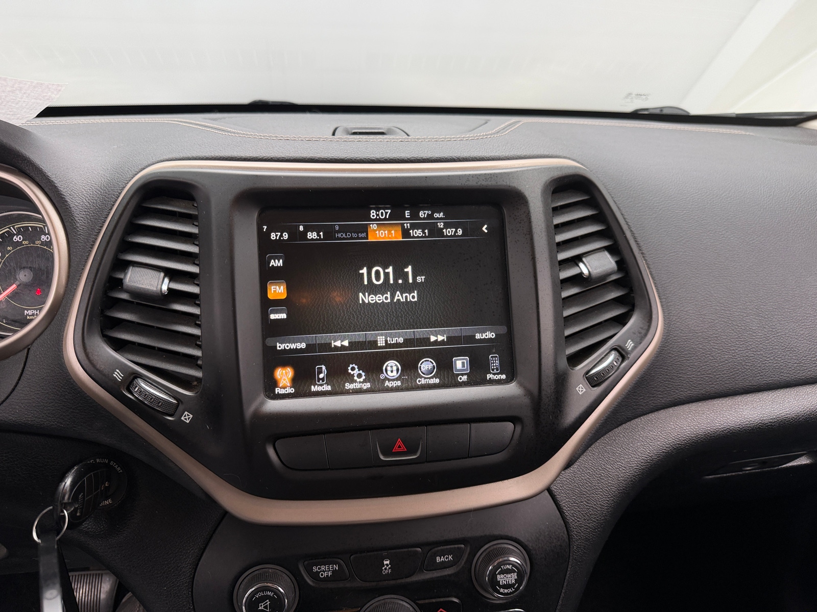 Thumbnail: 2014 Jeep Cherokee - 4