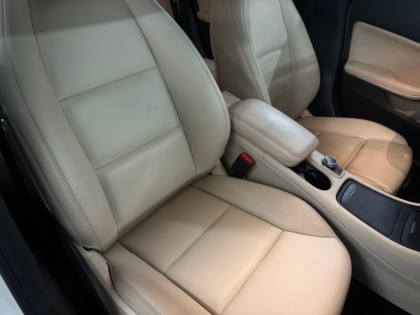 Thumbnail: 2014 Mercedes-Benz CLA - 2