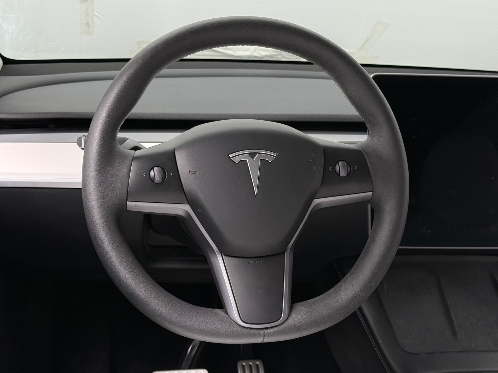 Thumbnail: 2023 Tesla Model Y - 4