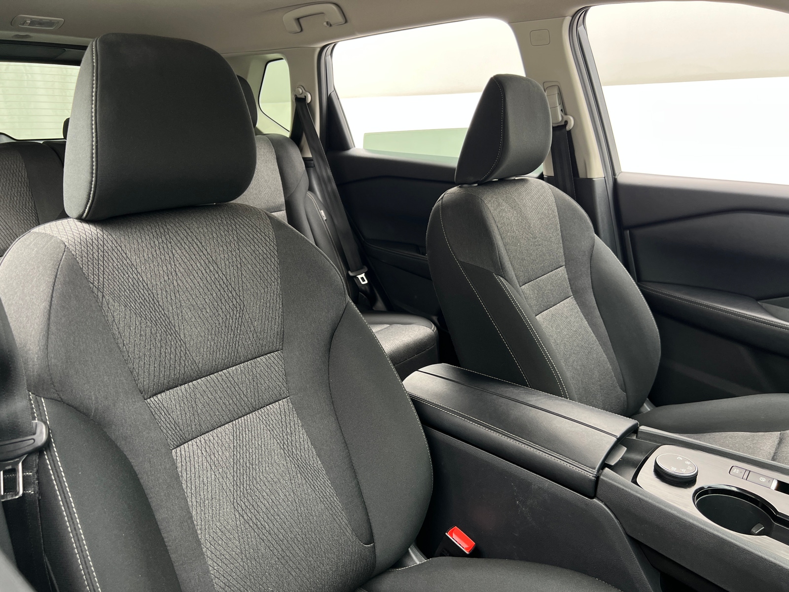 Thumbnail: 2025 Nissan Rogue - 2