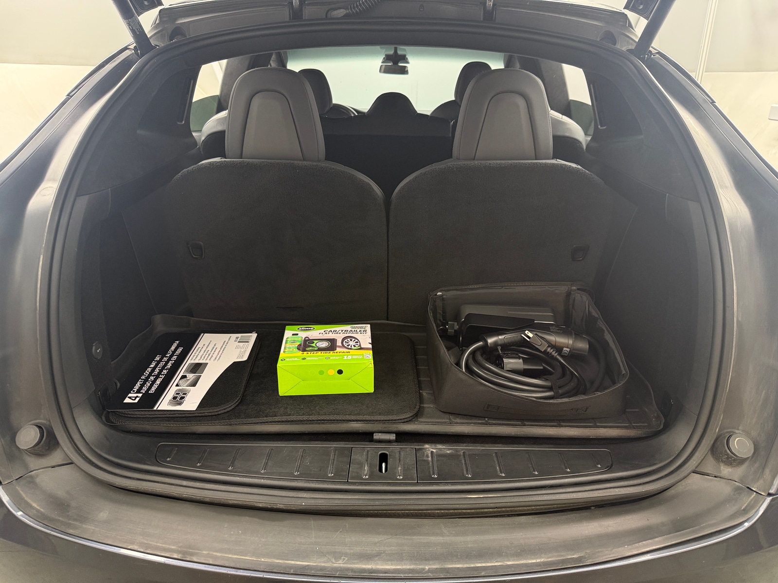 Thumbnail: 2020 Tesla Model X - 6