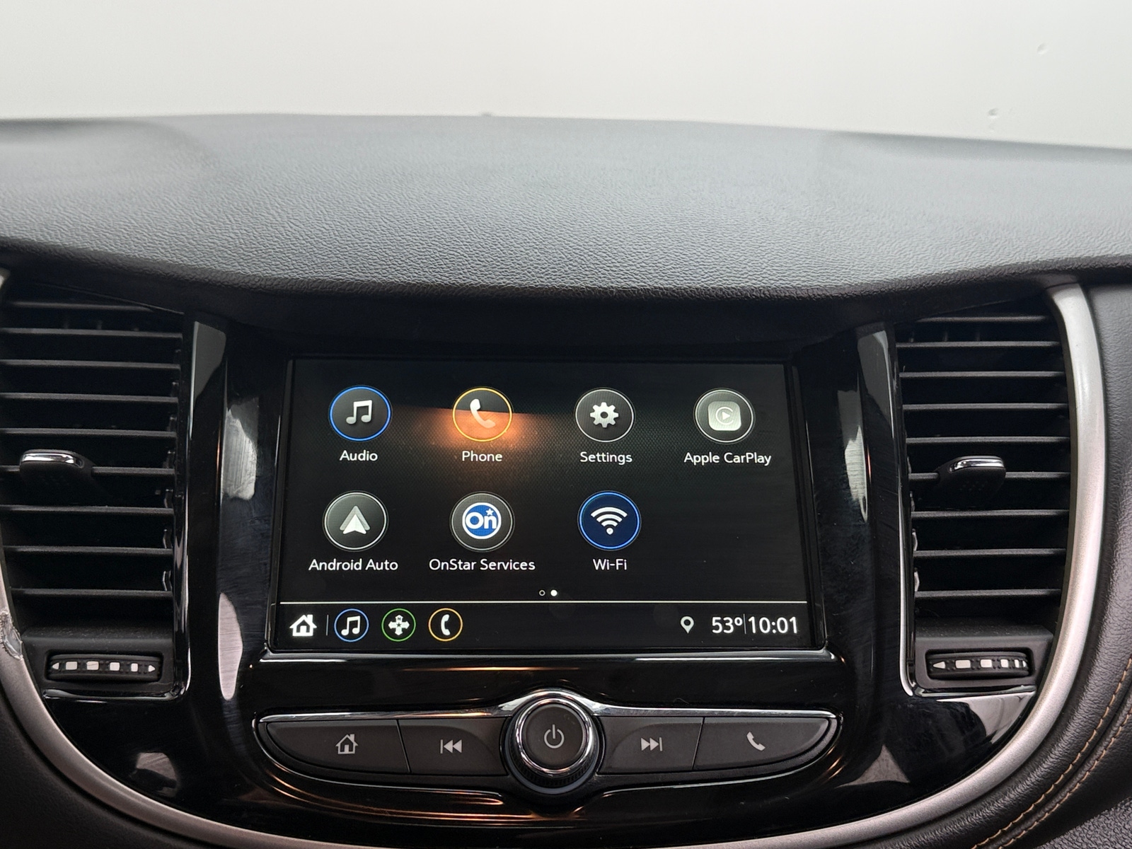Thumbnail: 2019 Chevrolet Trax - 4