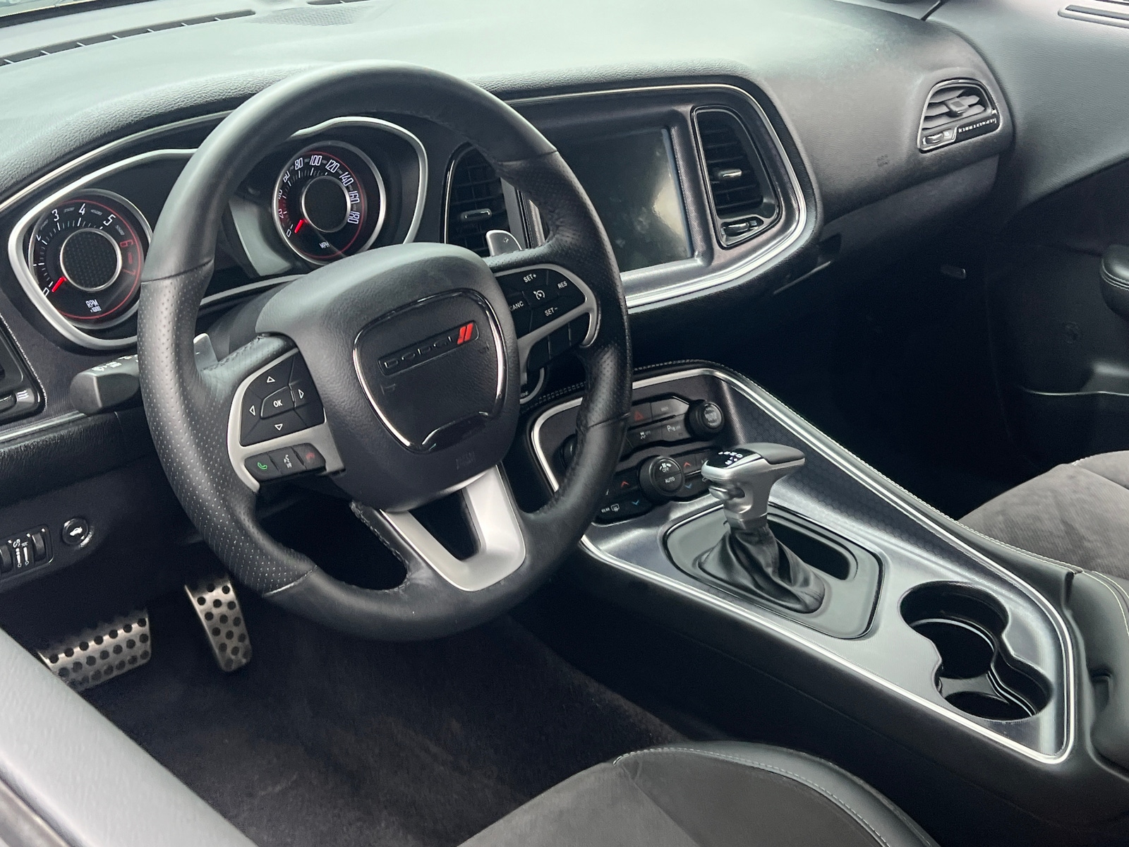 Thumbnail: 2016 Dodge Challenger - 4