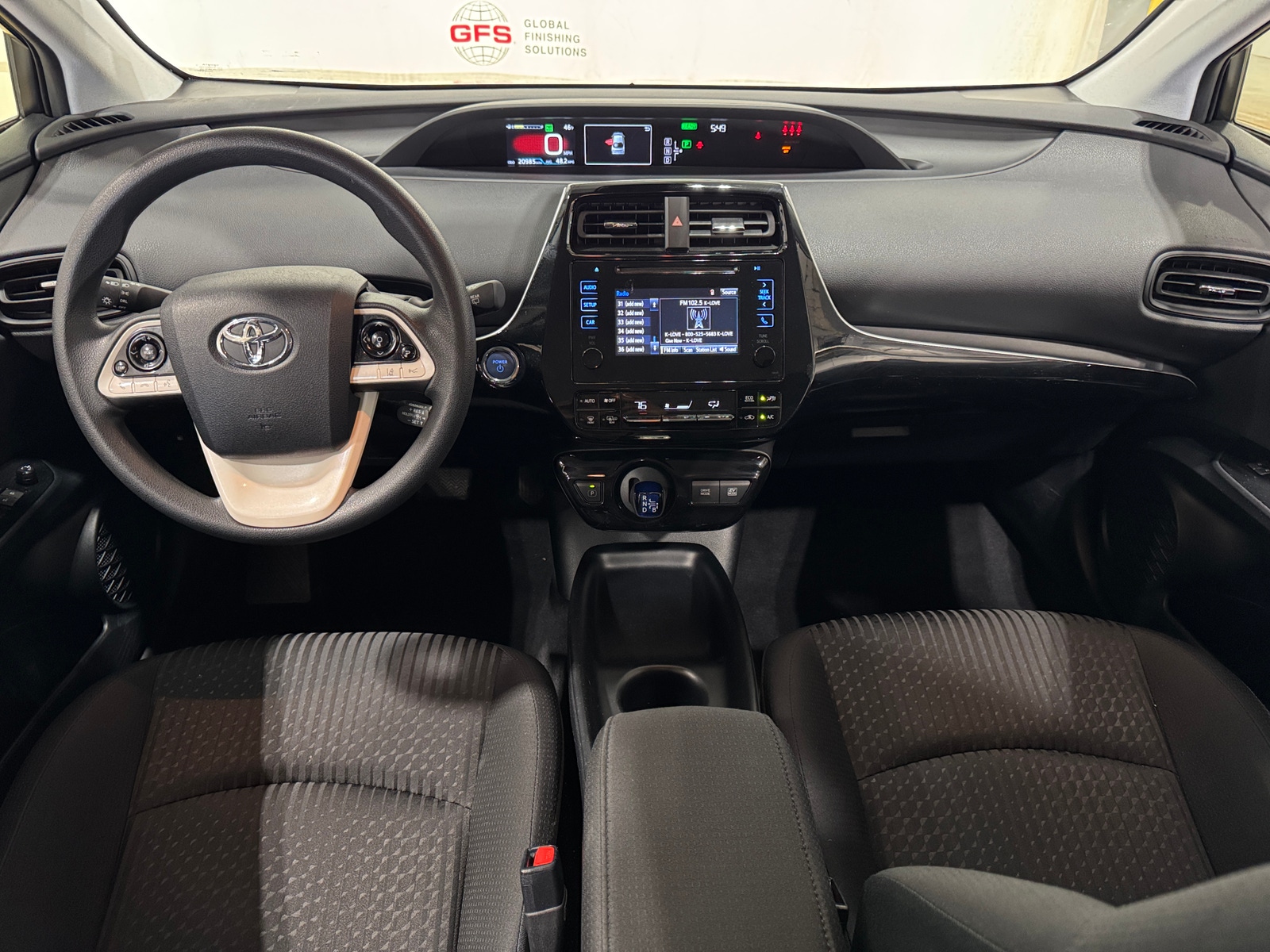 Thumbnail: 2017 Toyota Prius - 3