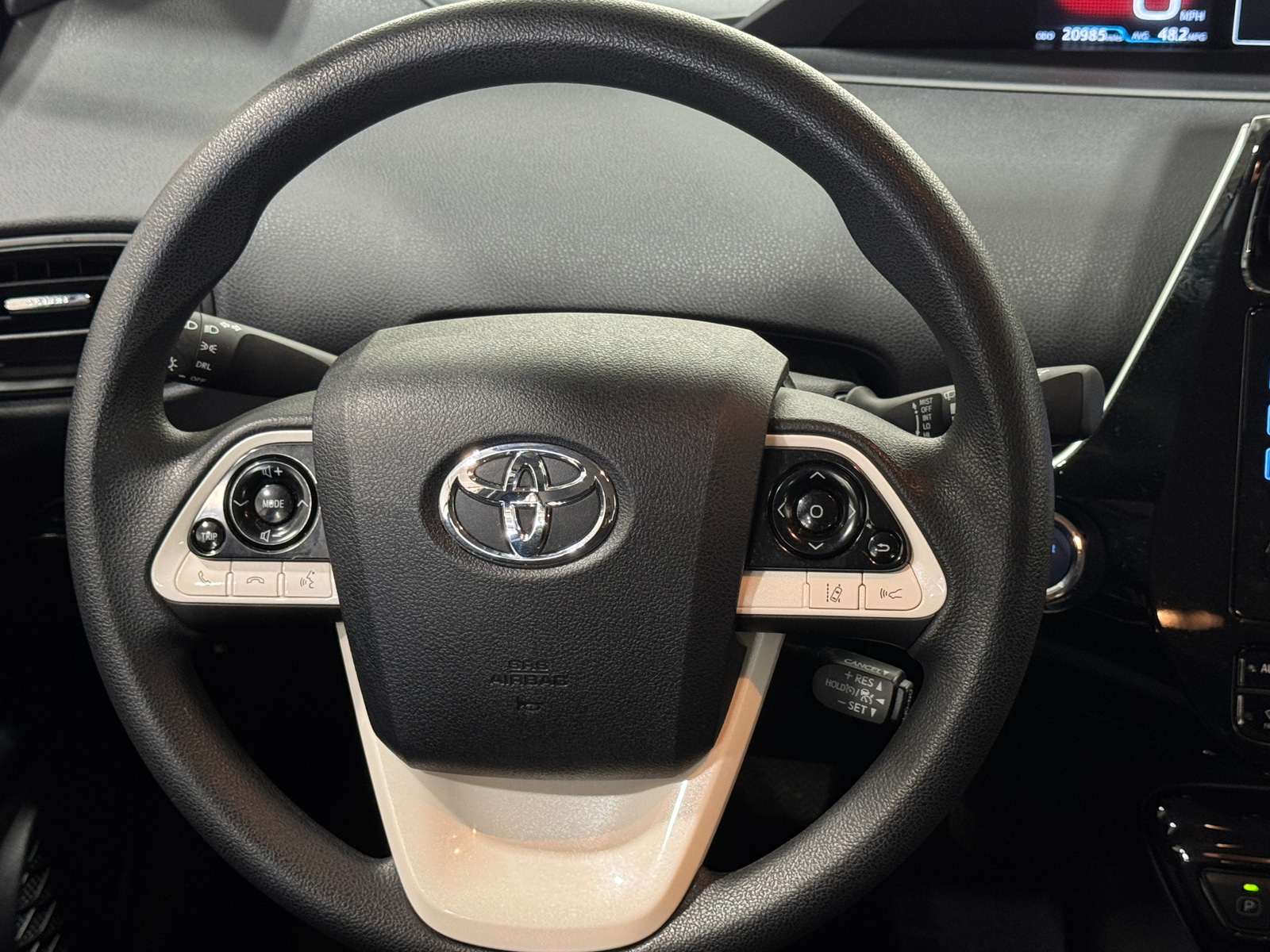 Thumbnail: 2017 Toyota Prius - 5