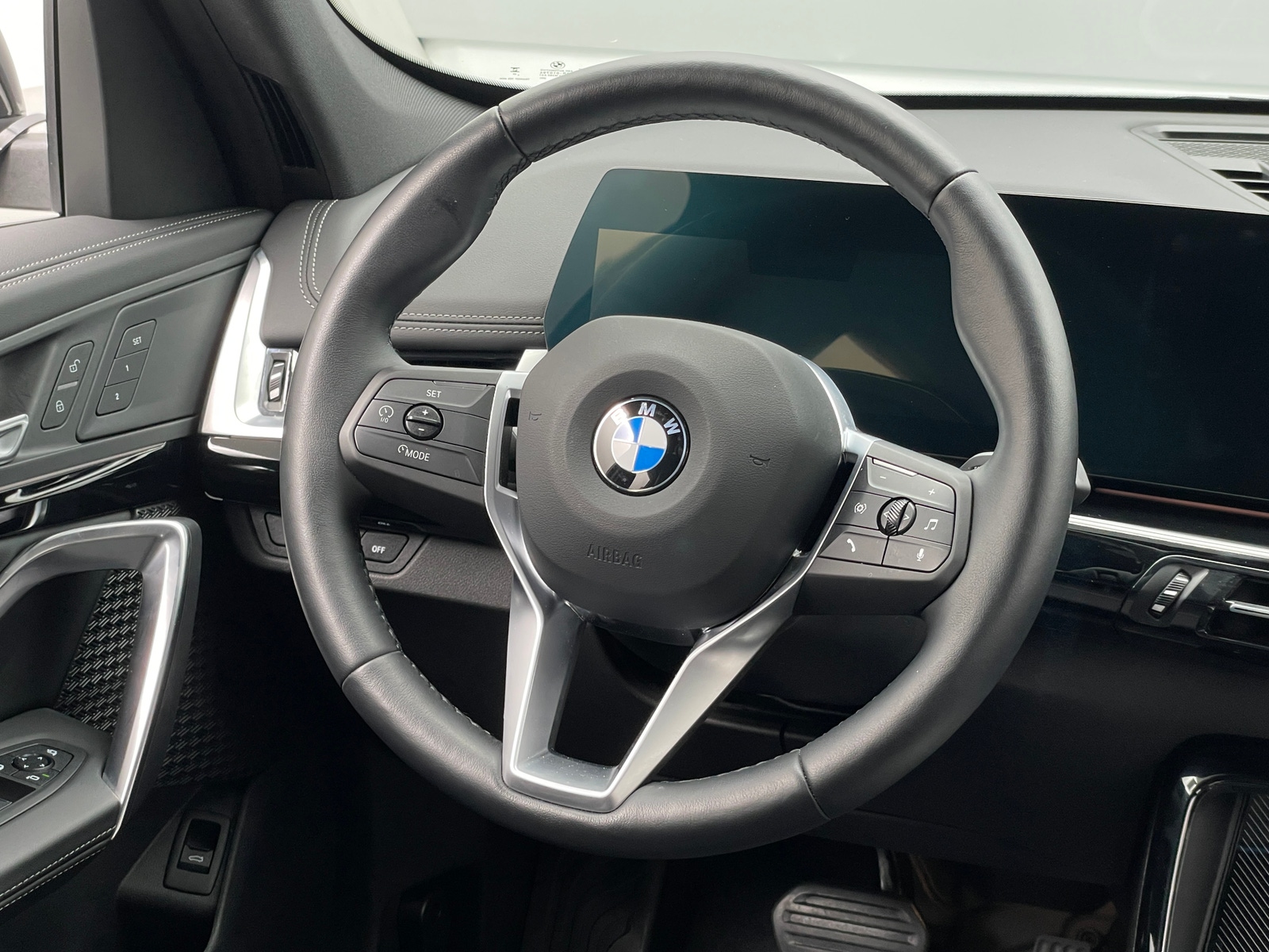 Thumbnail: 2026 BMW X1 - 4