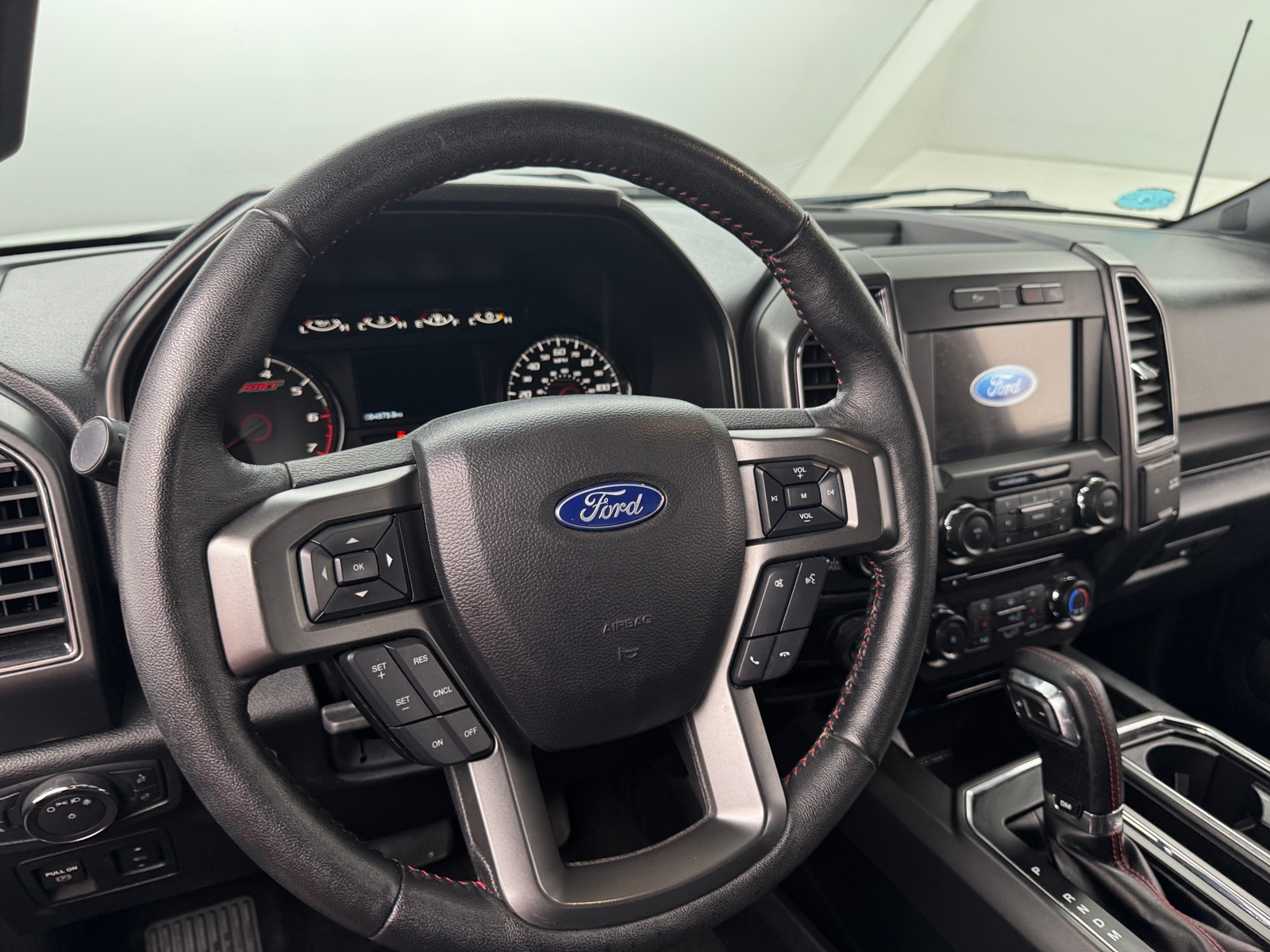 Thumbnail: 2018 Ford Econoline - 5