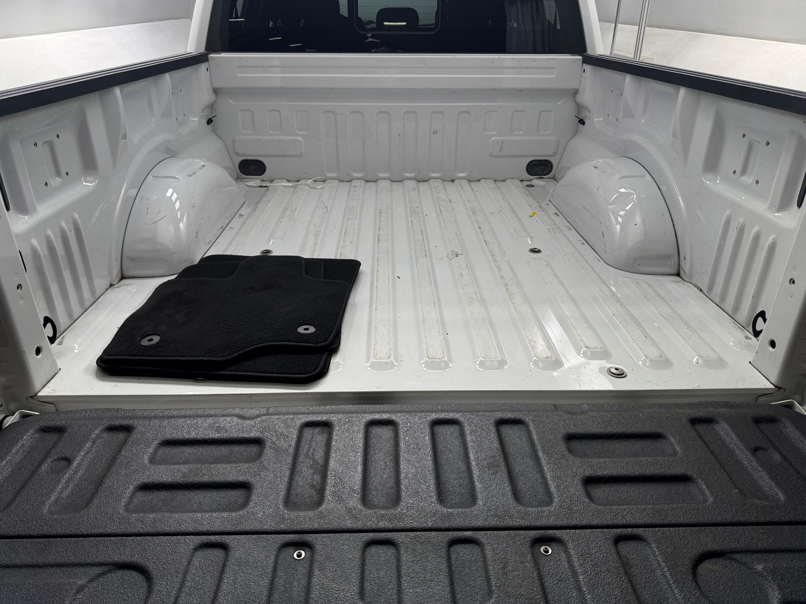 Thumbnail: 2018 Ford Econoline - 7