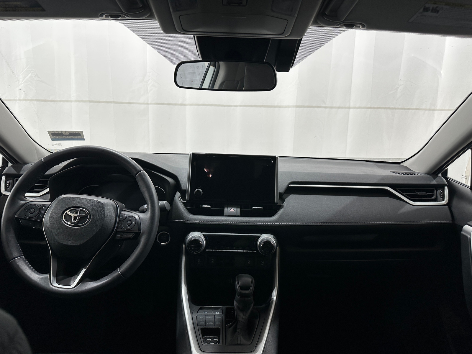 Thumbnail: 2024 Toyota RAV4 - 3