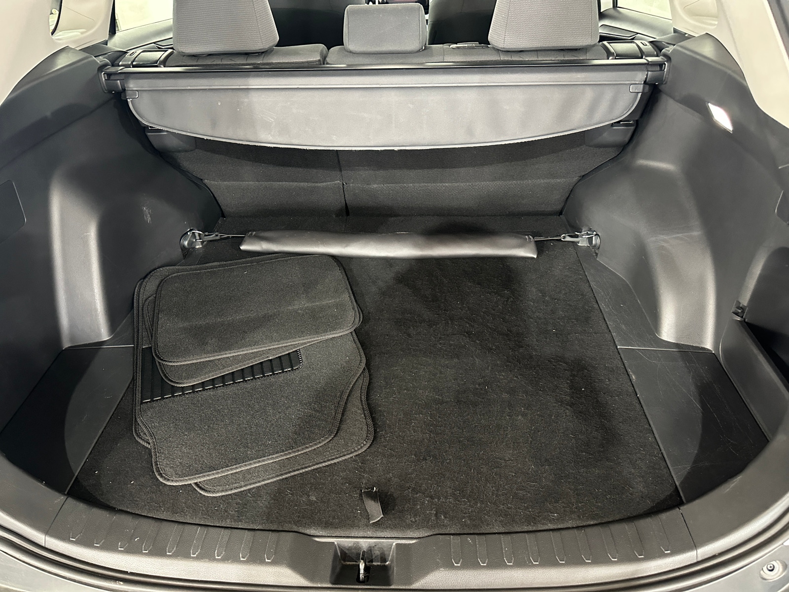 Thumbnail: 2024 Toyota RAV4 - 7