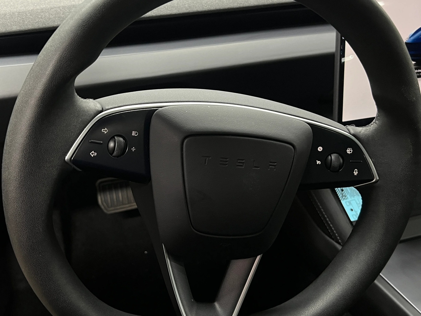 Thumbnail: 2025 Tesla Model 3 - 4