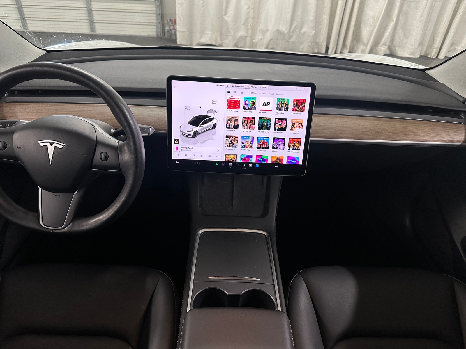 Thumbnail: 2022 Tesla Model 3 - 2