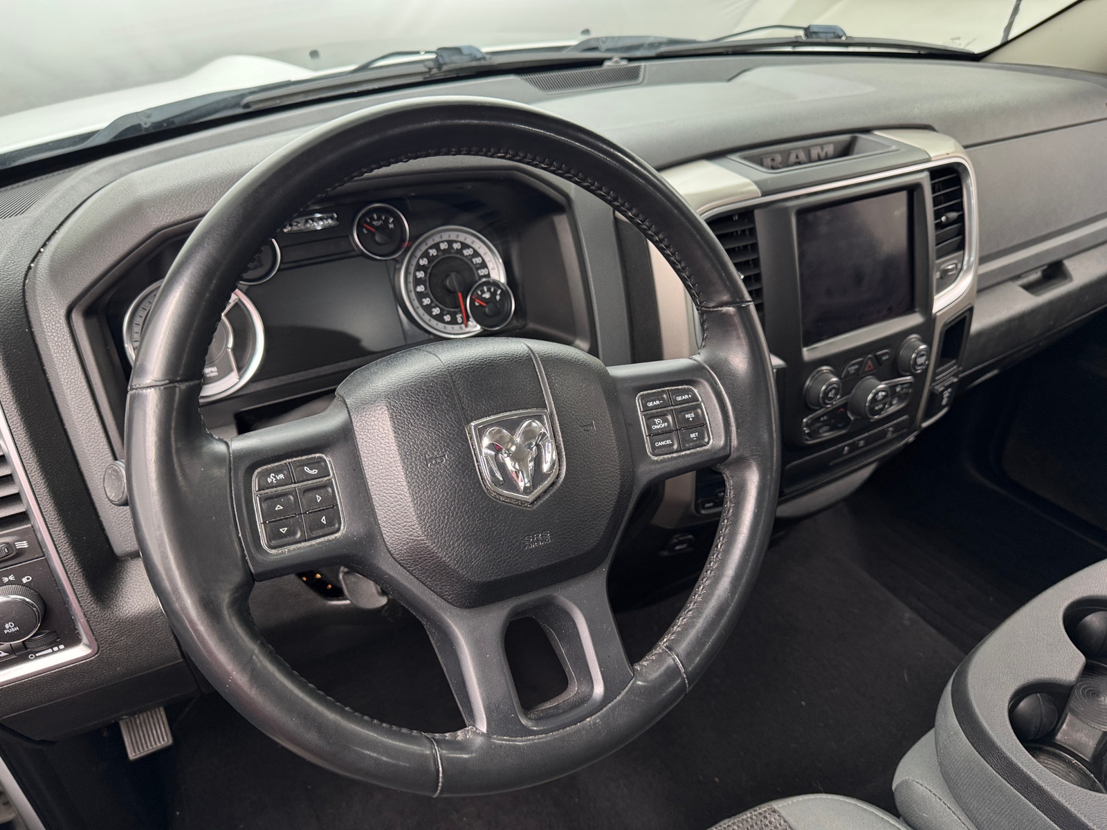 Thumbnail: 2019 RAM 1500 Classic - 5