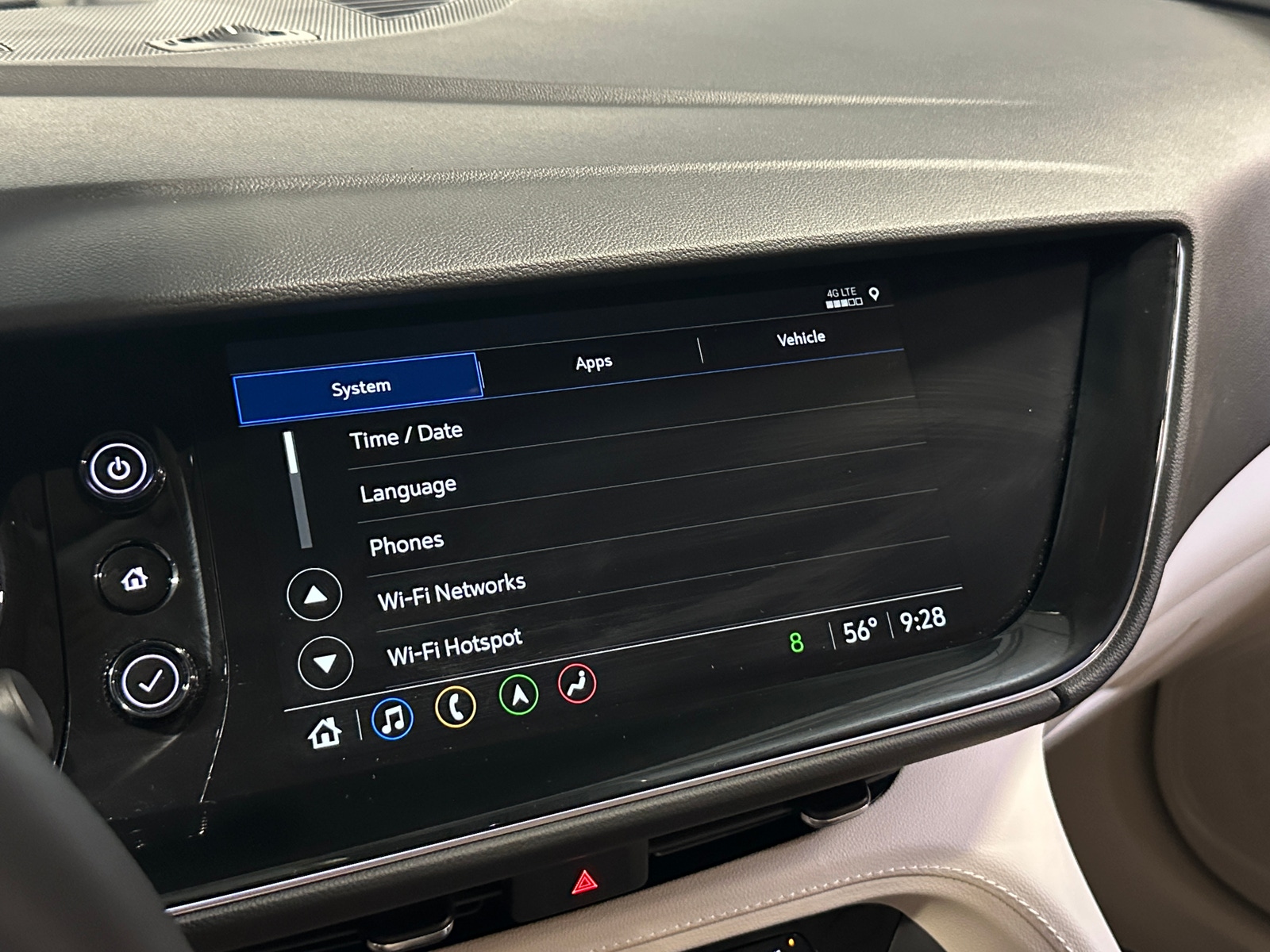 Thumbnail: 2023 Buick Envision - 3