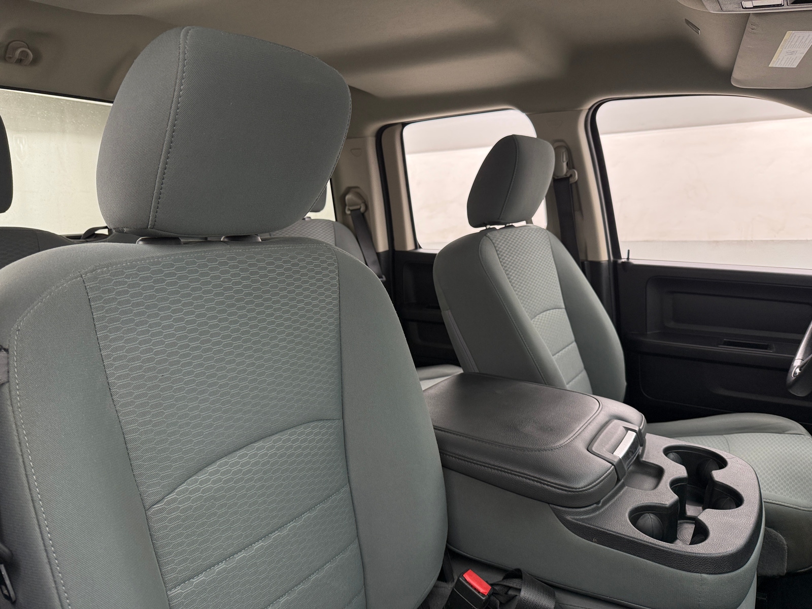 Thumbnail: 2019 RAM 1500 Classic - 2